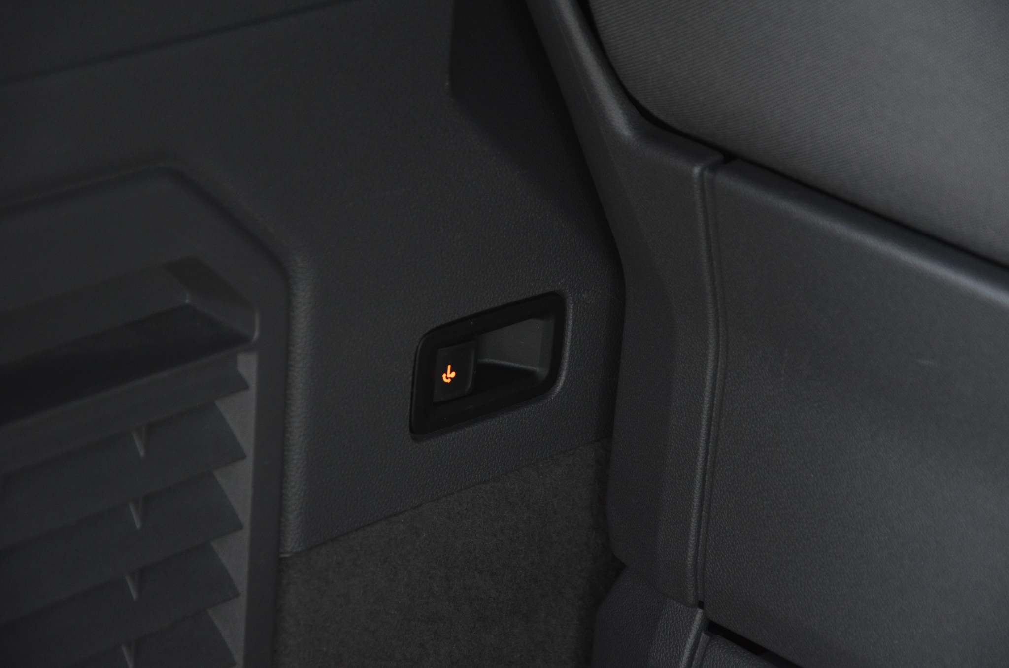 listing desktop thumbnail image 17