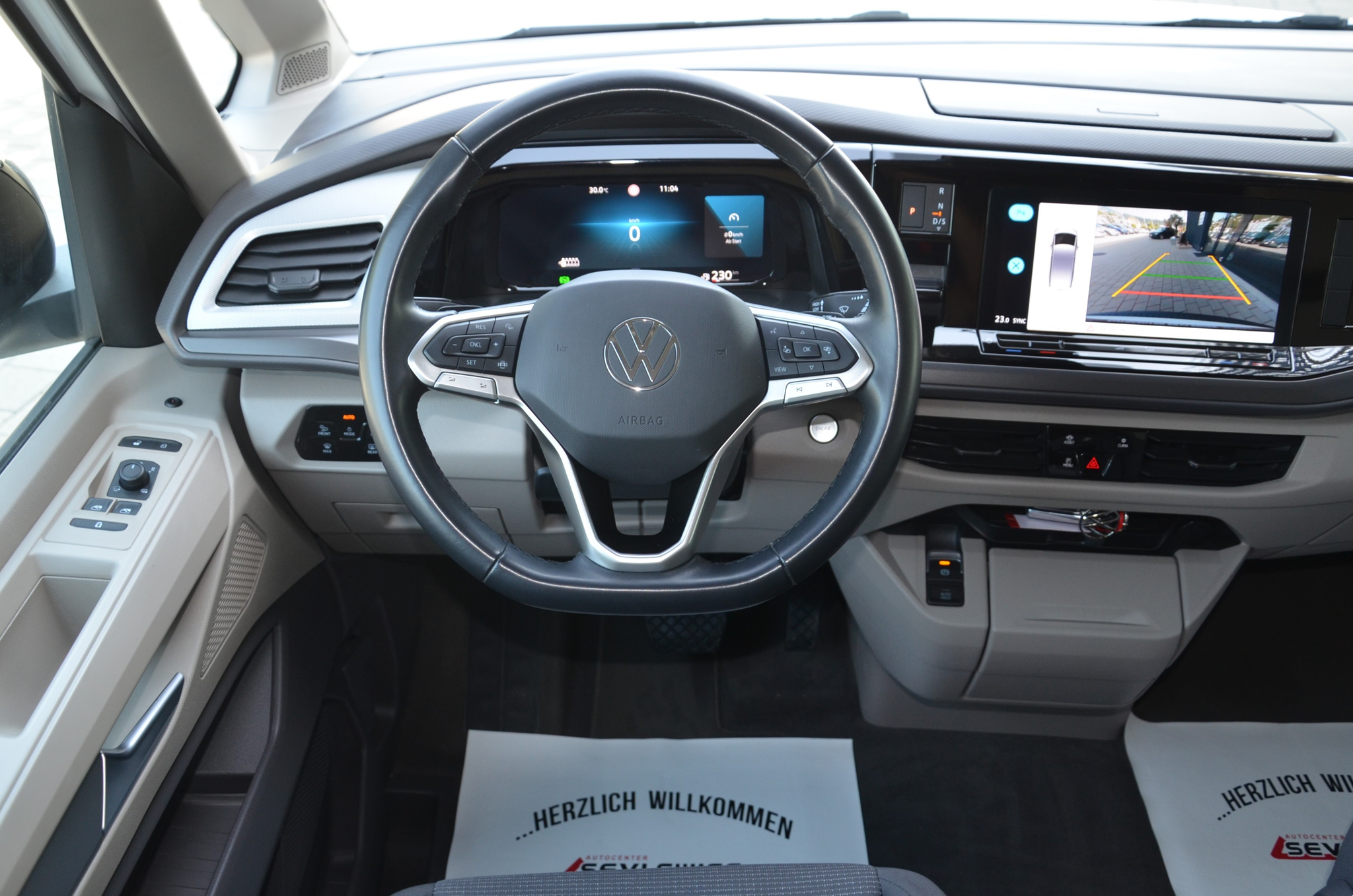 listing desktop thumbnail image 10