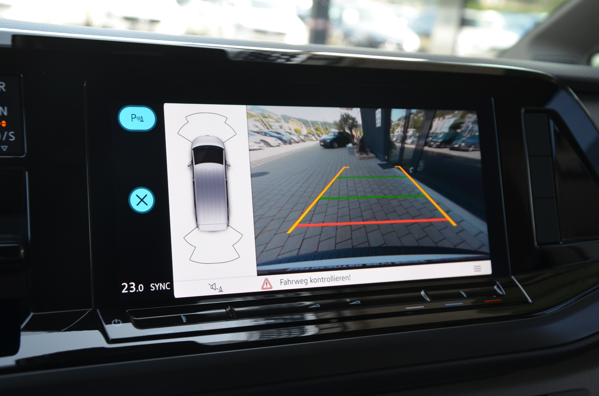 listing desktop thumbnail image 18