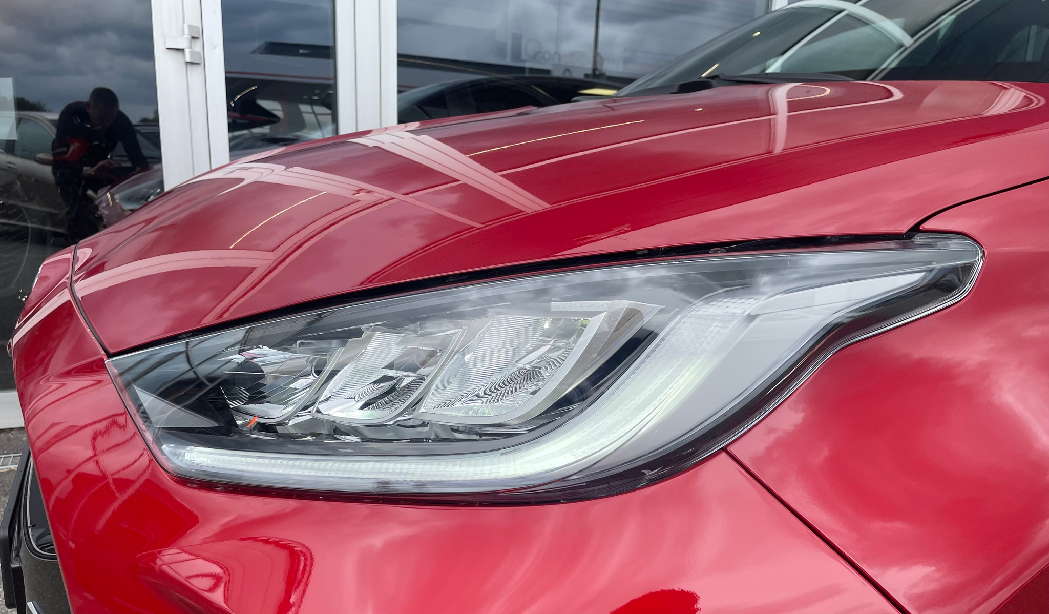 listing desktop thumbnail image 7