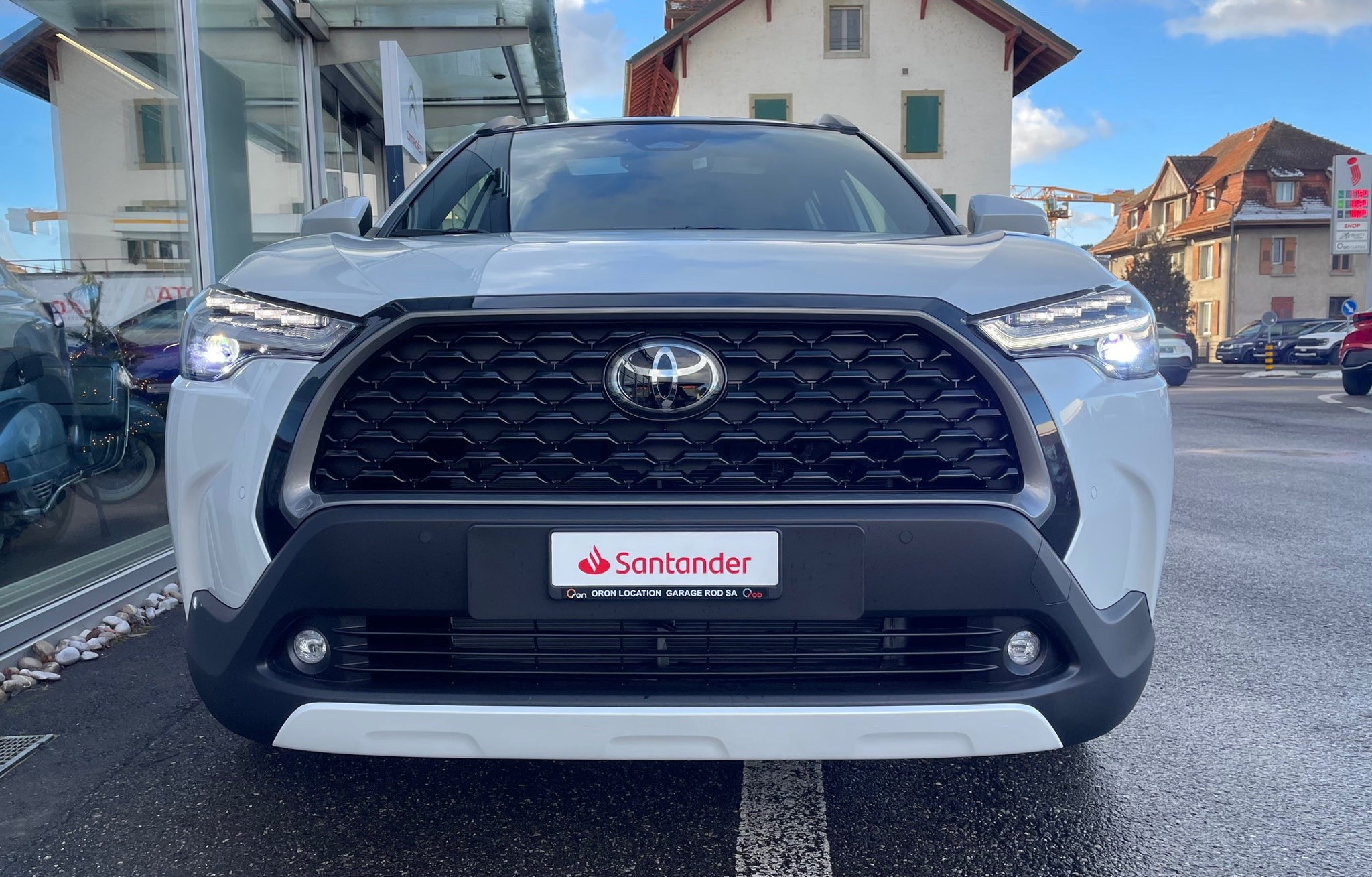 car-image-1