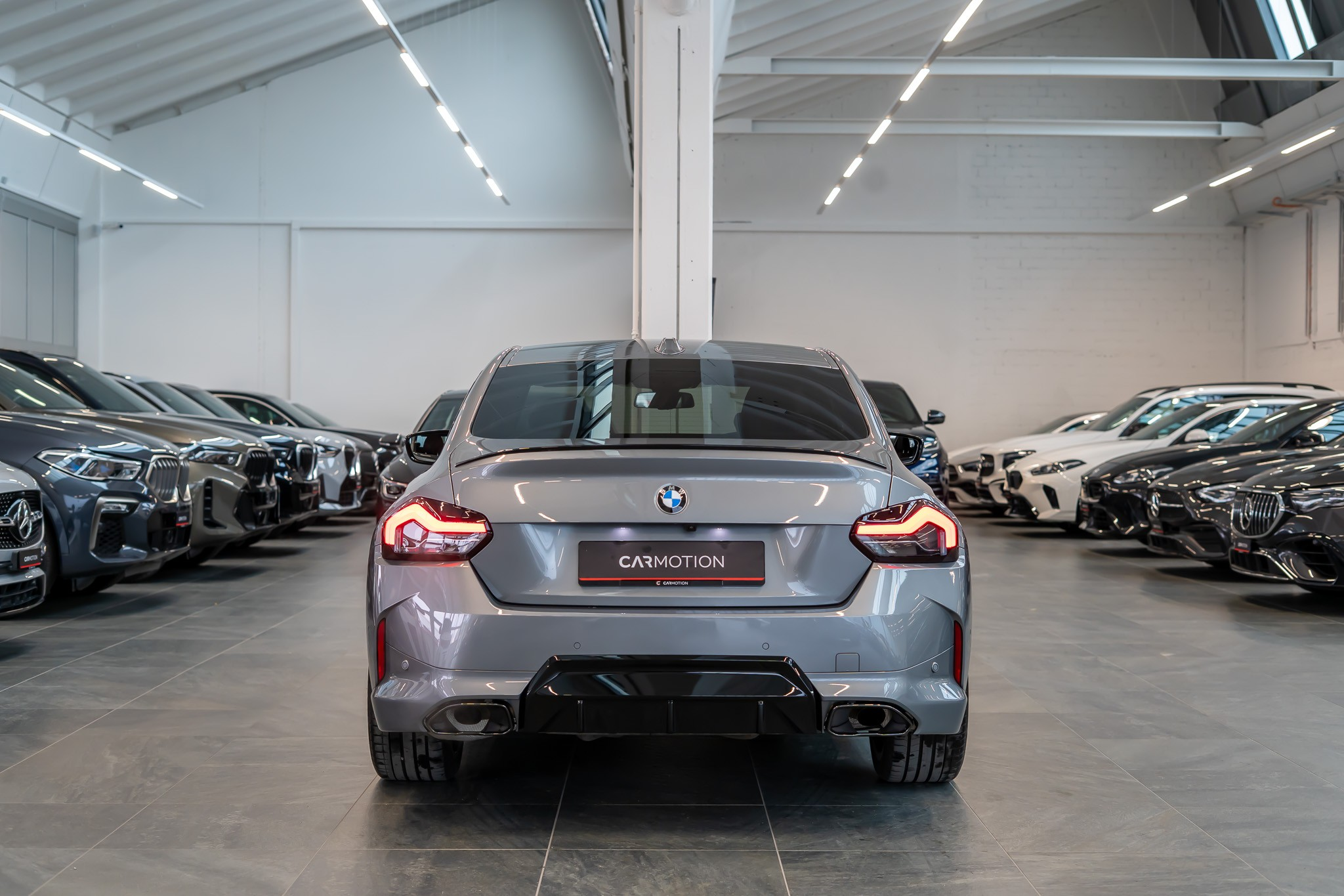 listing desktop thumbnail image 4