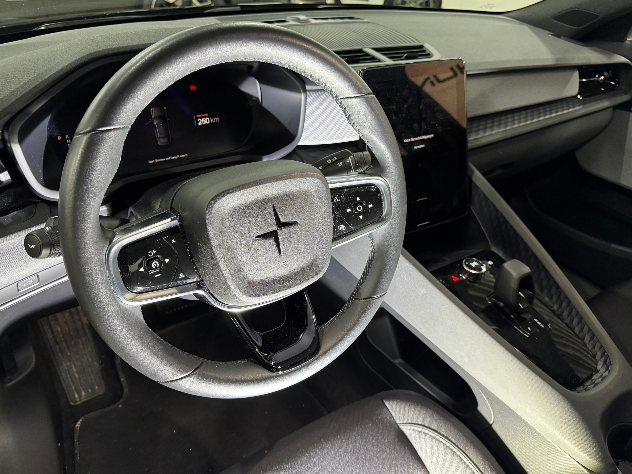 listing desktop thumbnail image 7