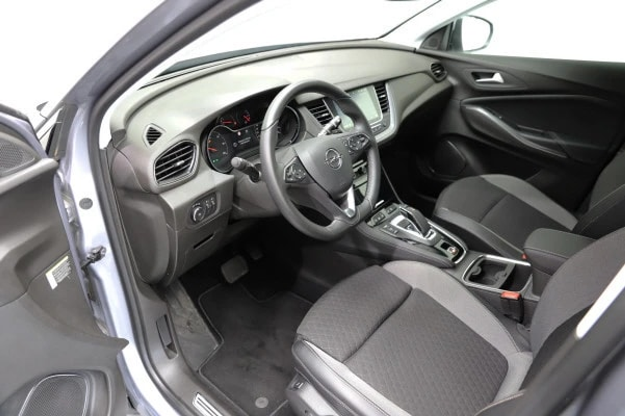 listing desktop thumbnail image 8