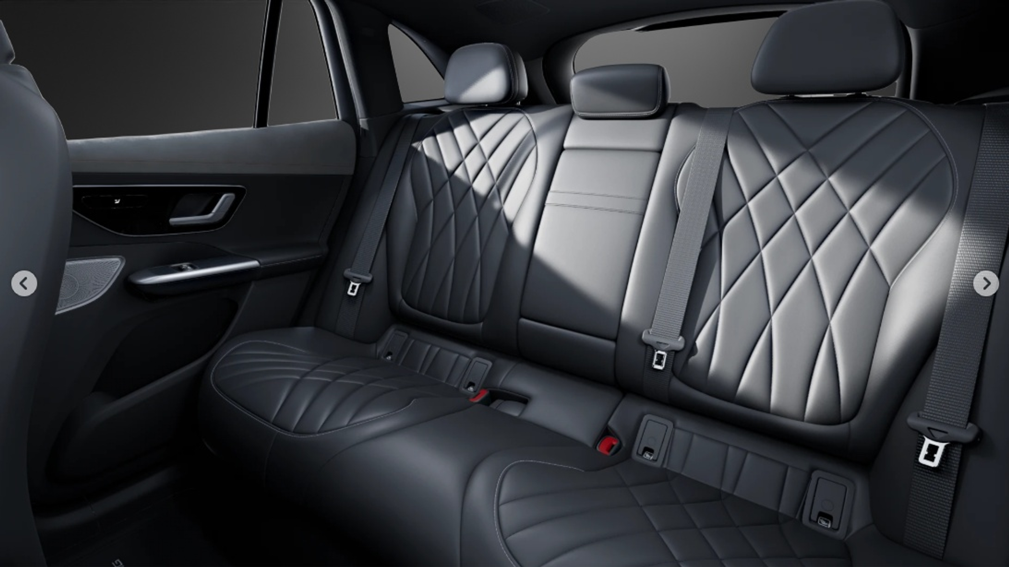 listing desktop thumbnail image 4