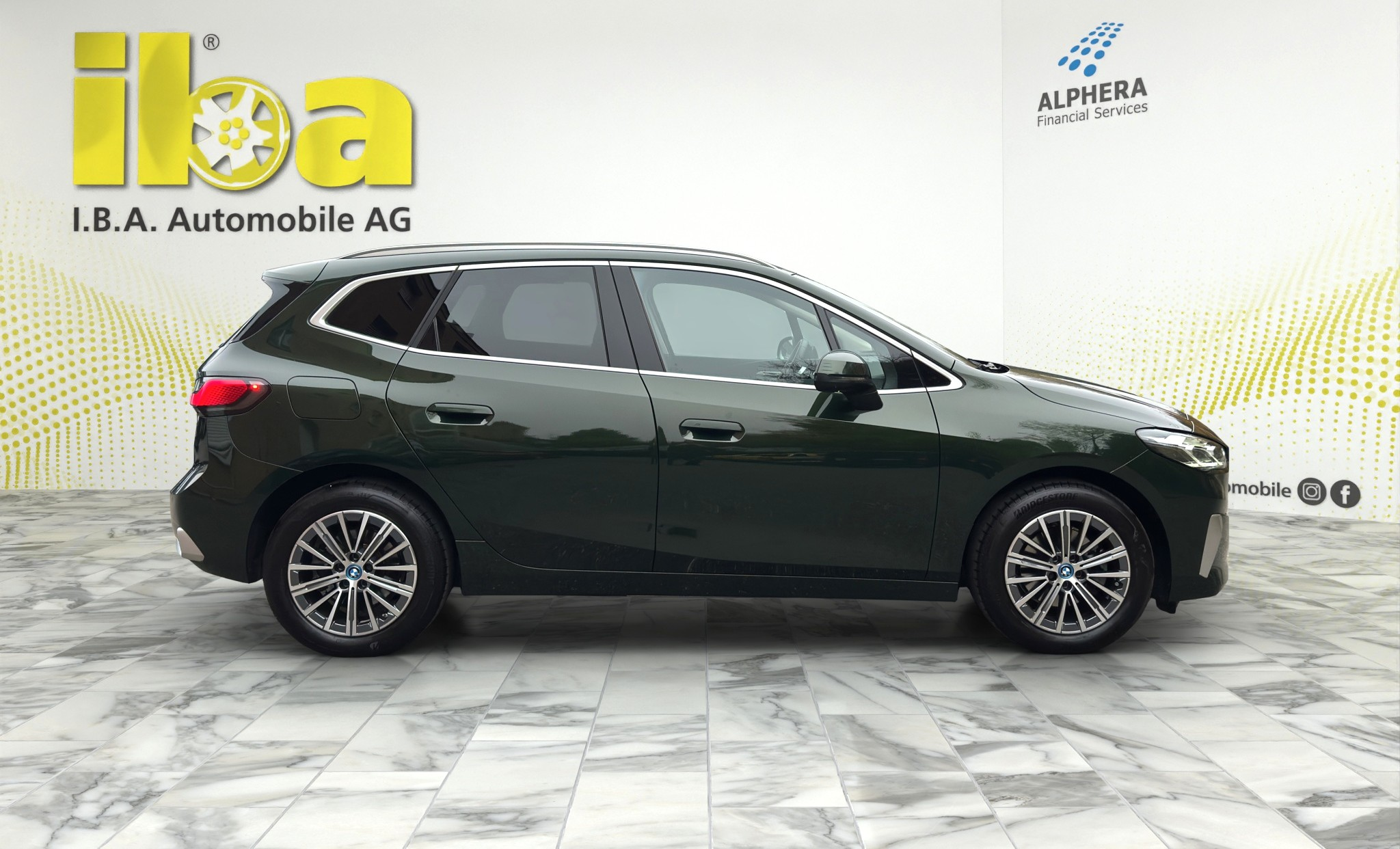 listing desktop thumbnail image 5