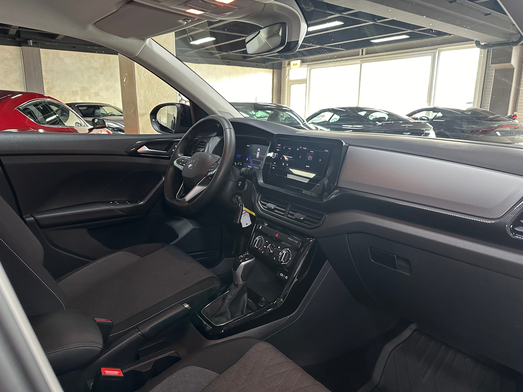 listing desktop thumbnail image 14