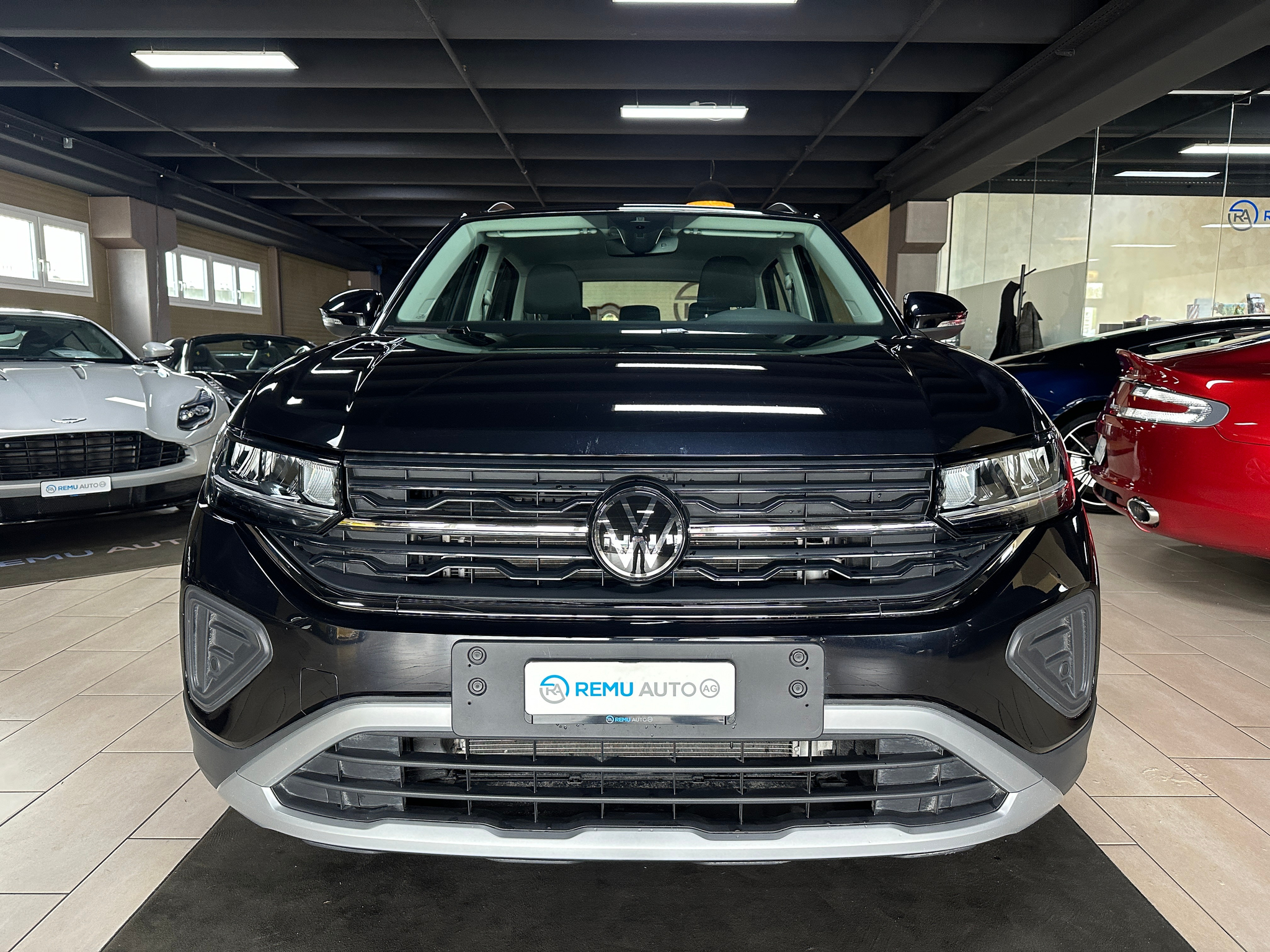 listing desktop thumbnail image 5