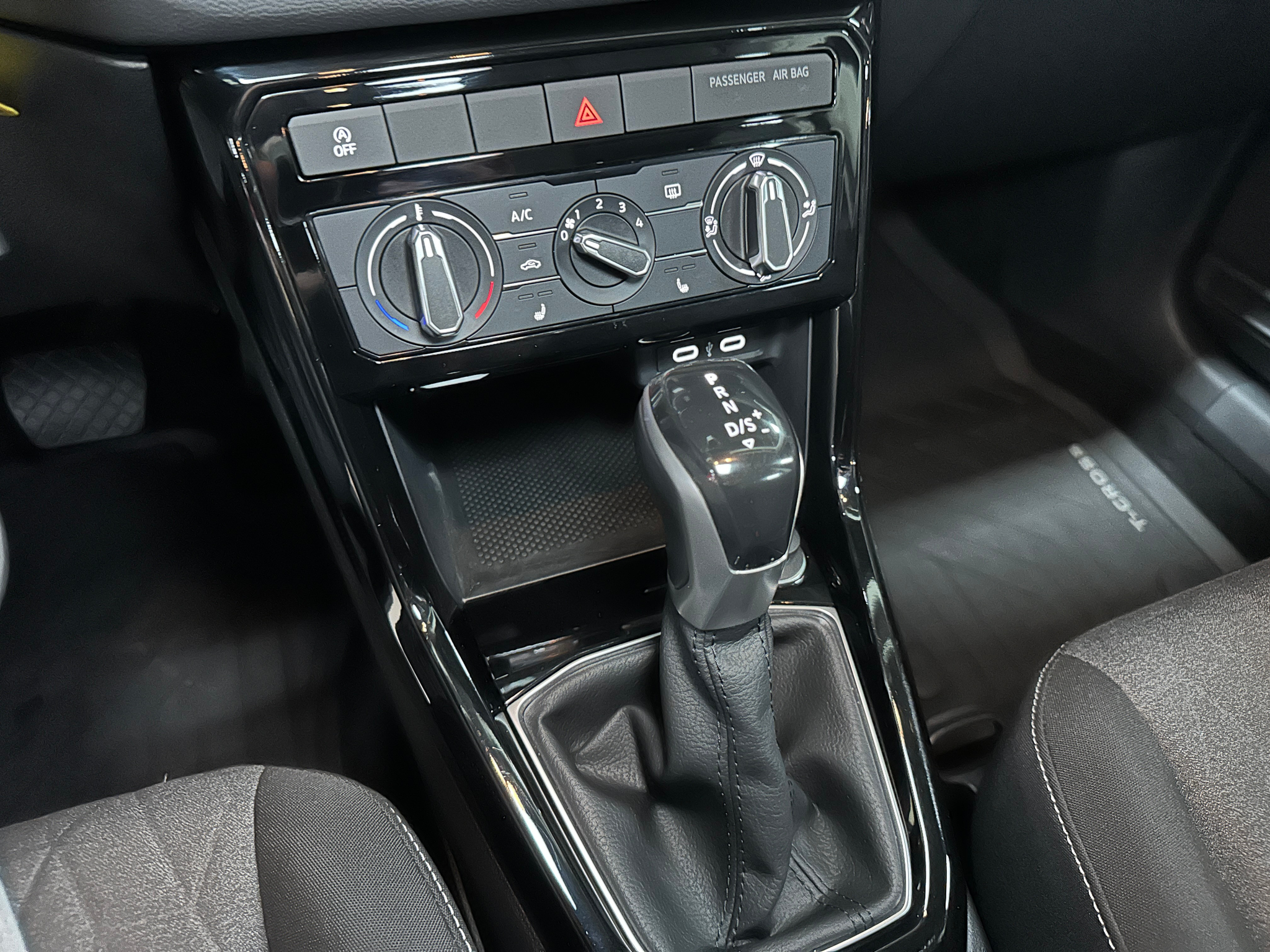 listing desktop thumbnail image 21