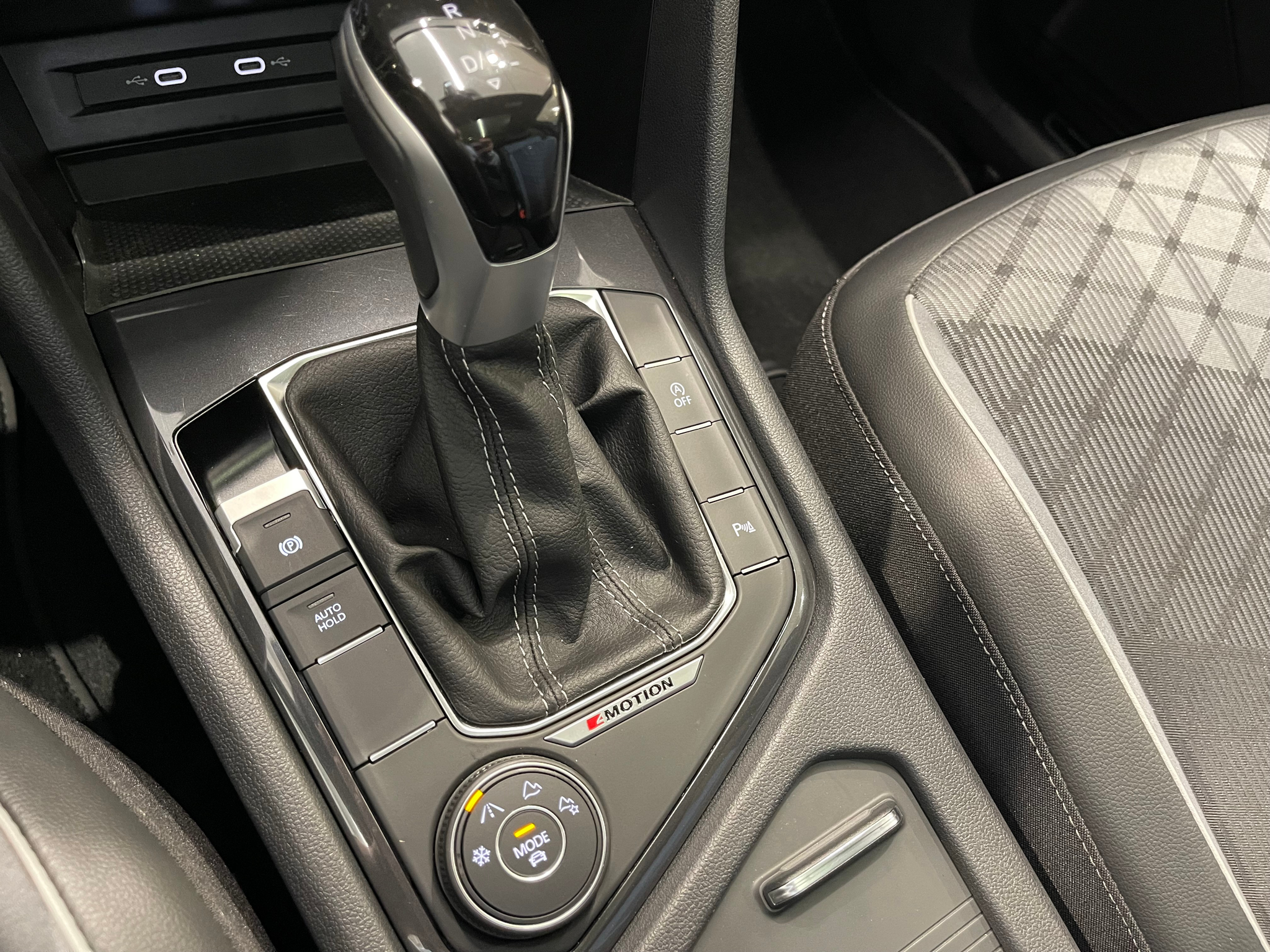 listing desktop thumbnail image 19