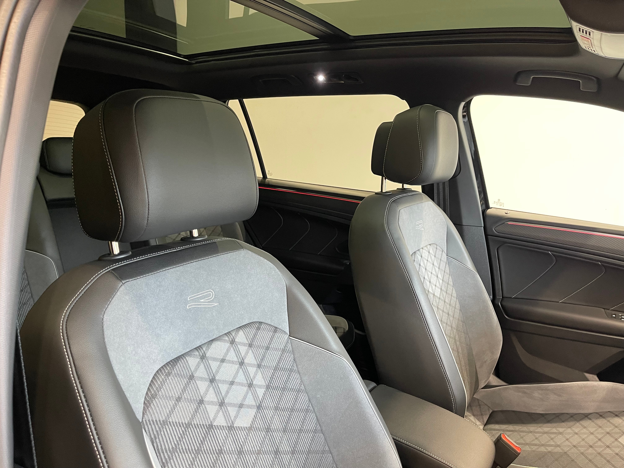 listing desktop thumbnail image 13