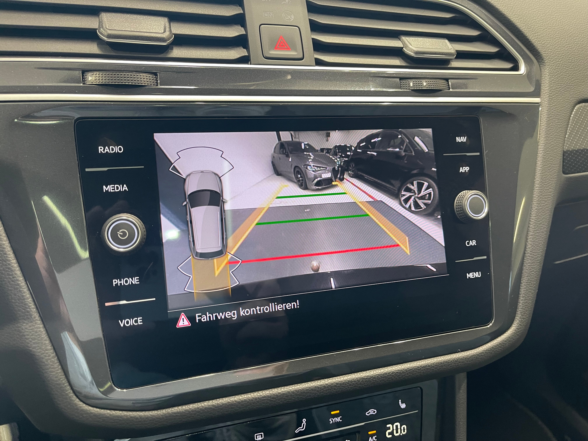 listing desktop thumbnail image 22