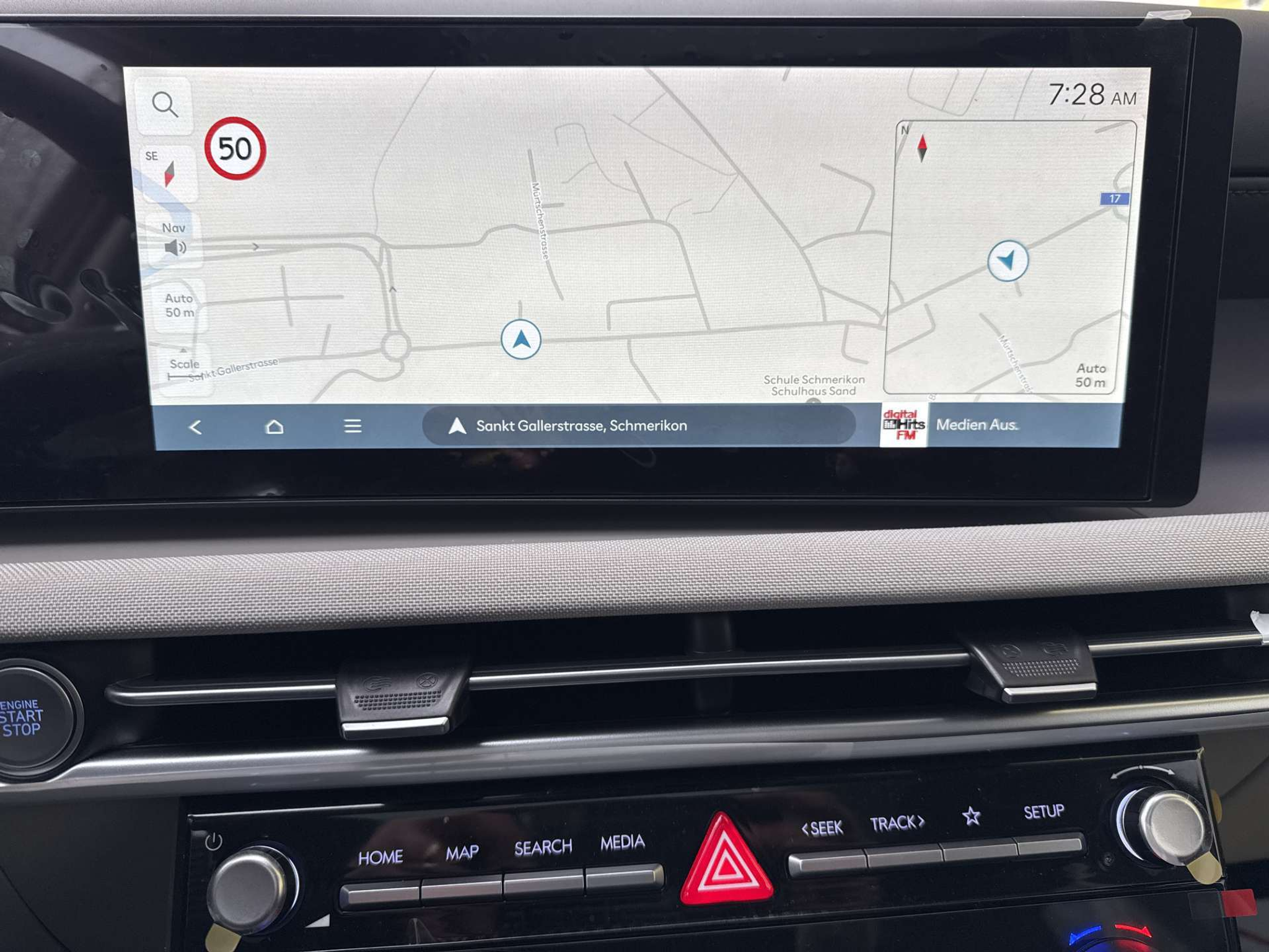 listing desktop thumbnail image 1