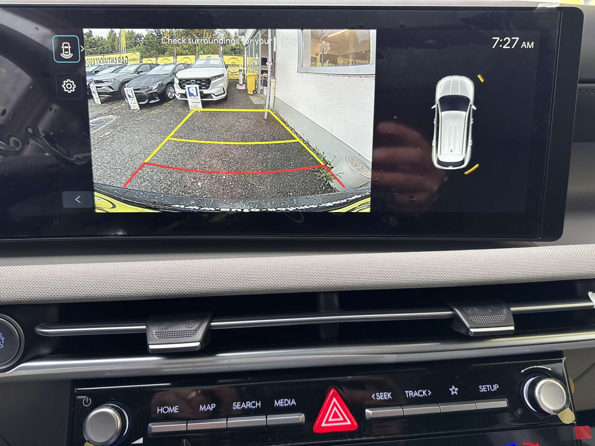 listing desktop thumbnail image 10