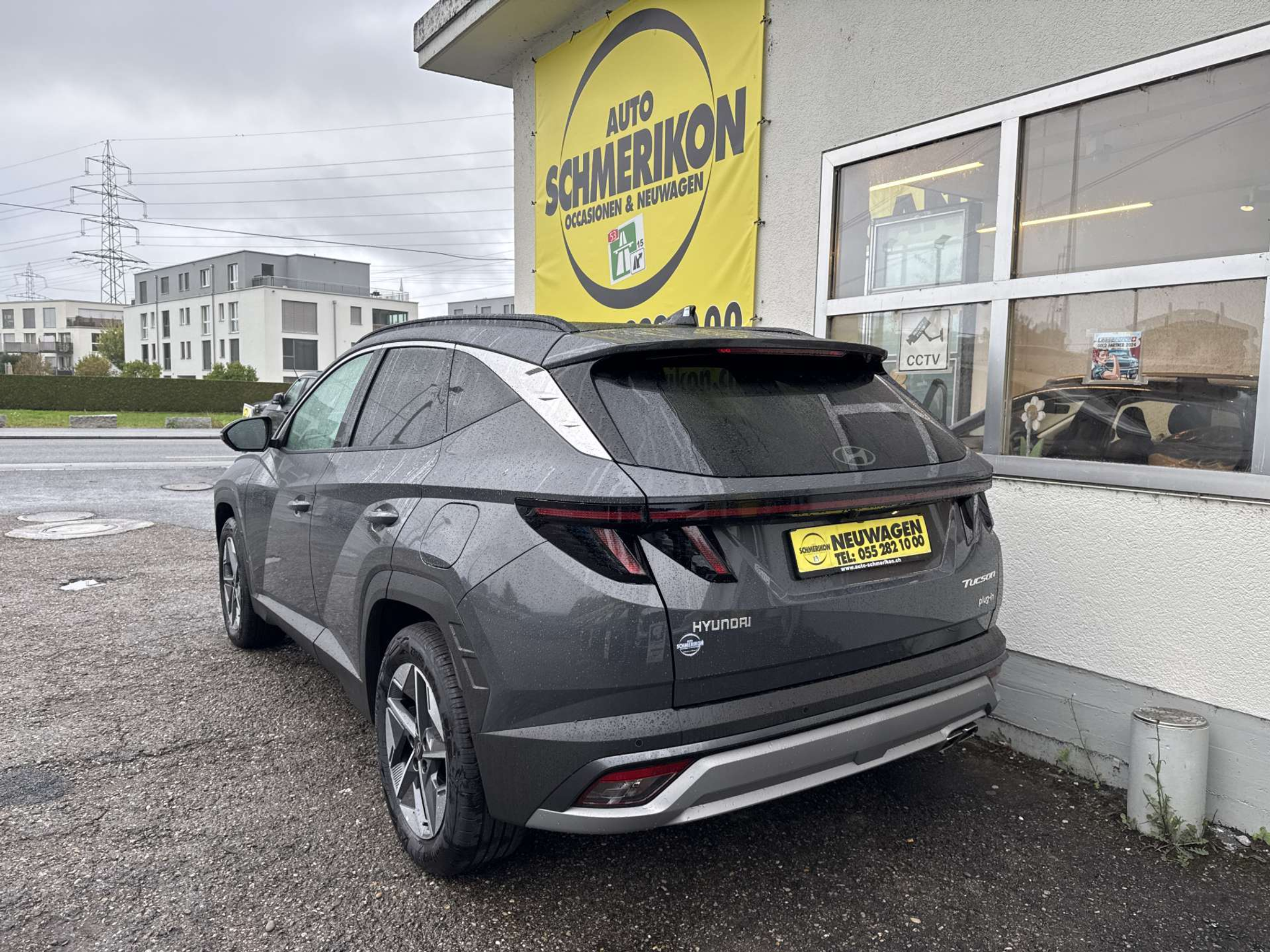 listing desktop thumbnail image 2