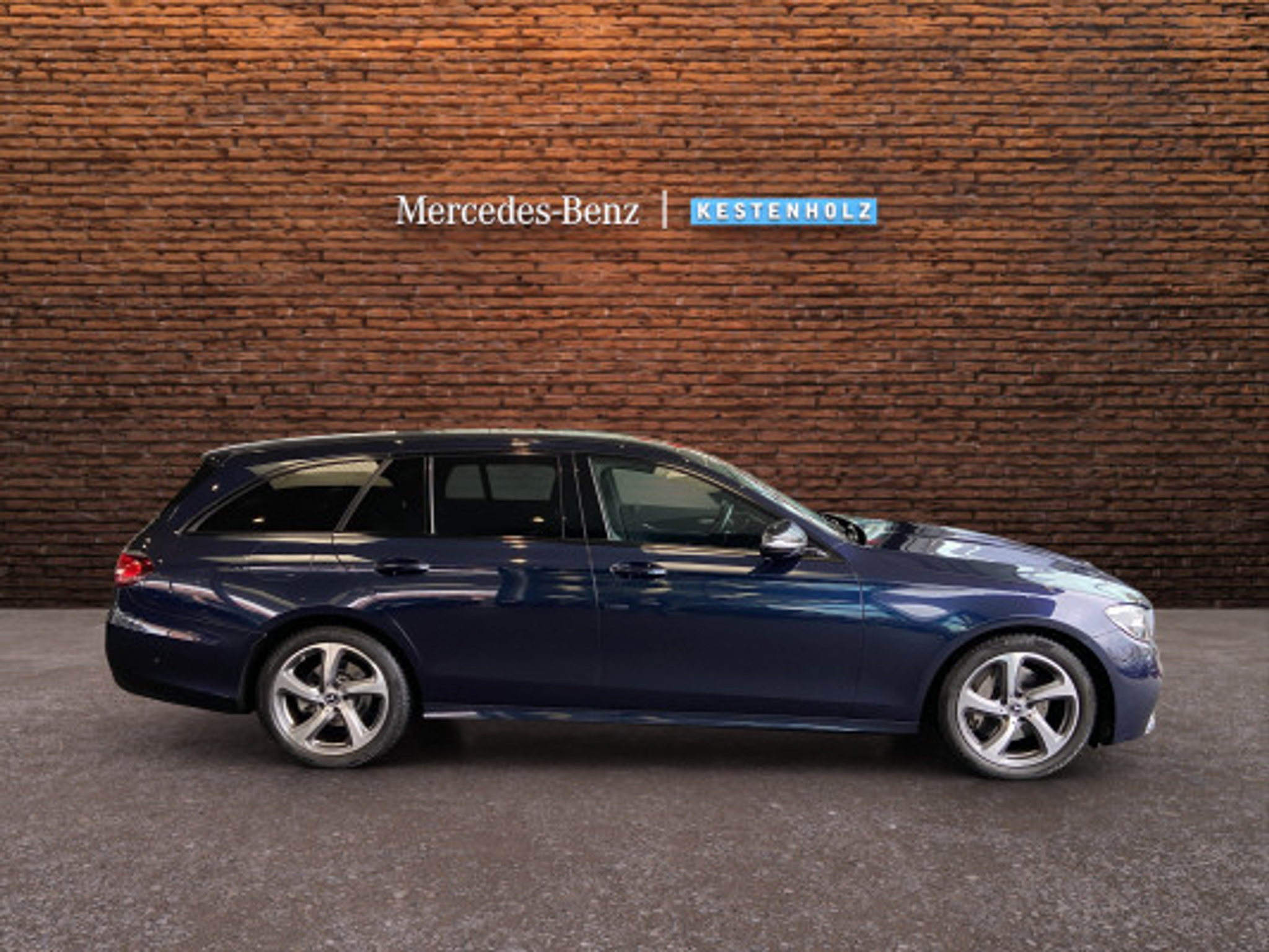 listing desktop thumbnail image 2