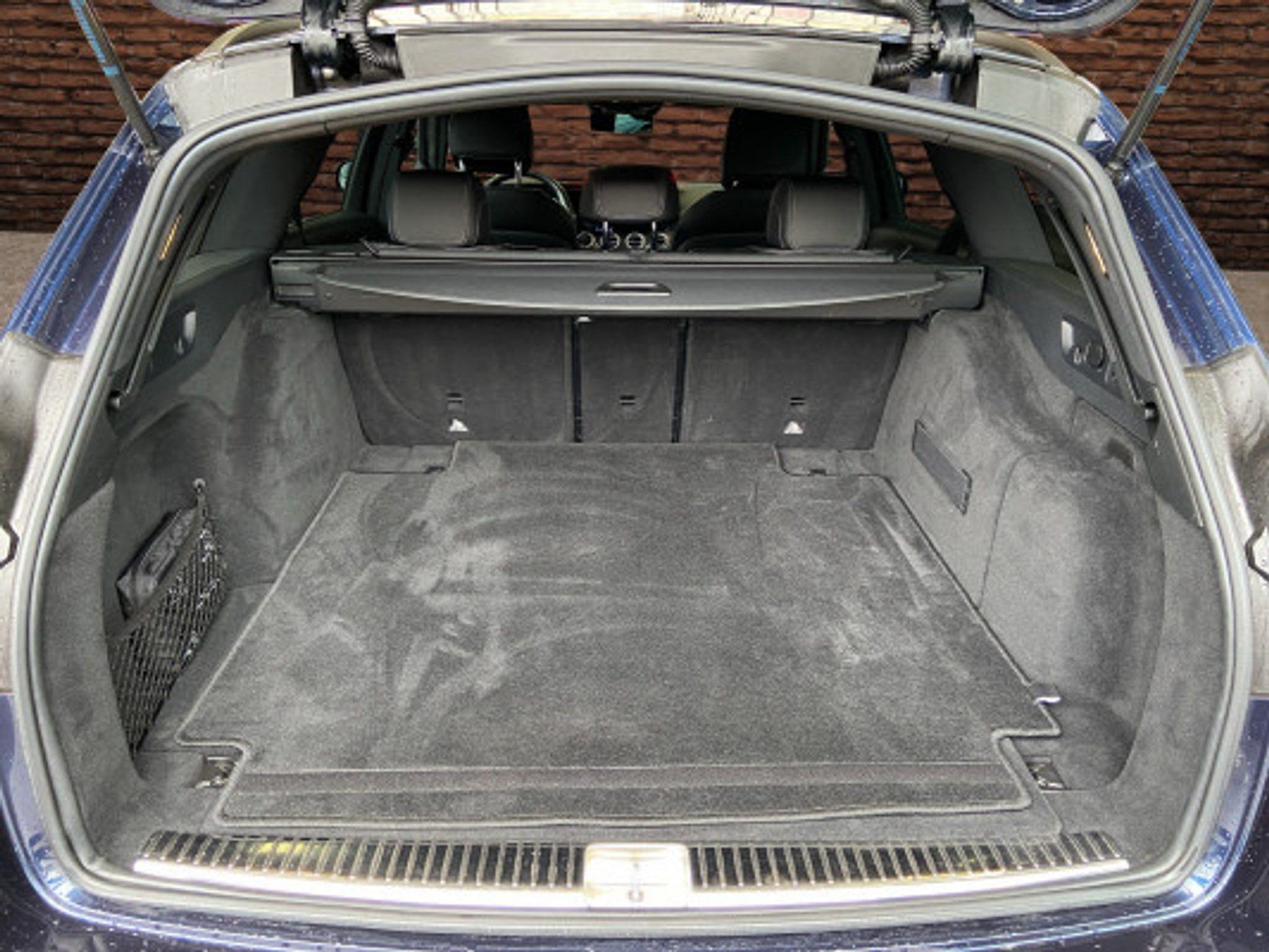 listing desktop thumbnail image 7