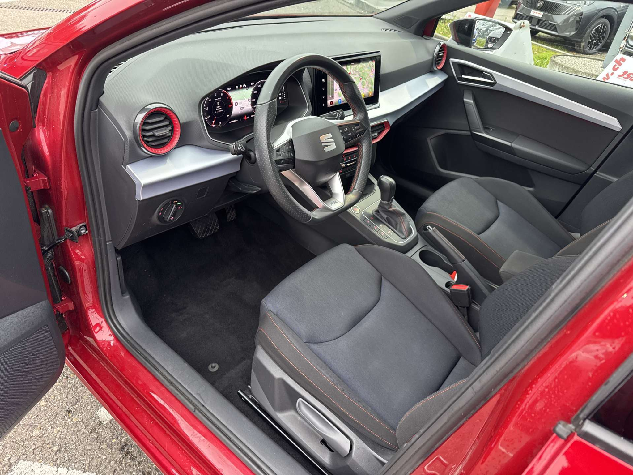 listing desktop thumbnail image 5