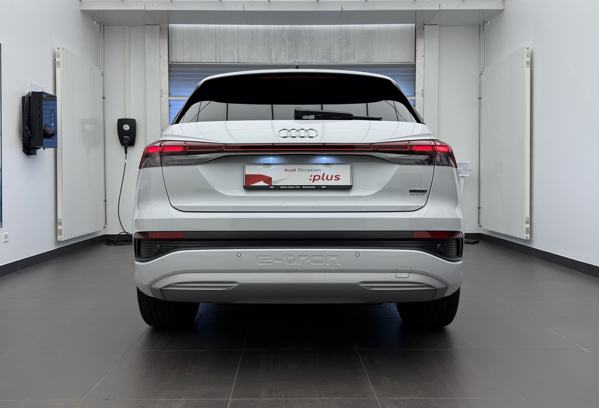 listing desktop thumbnail image 21