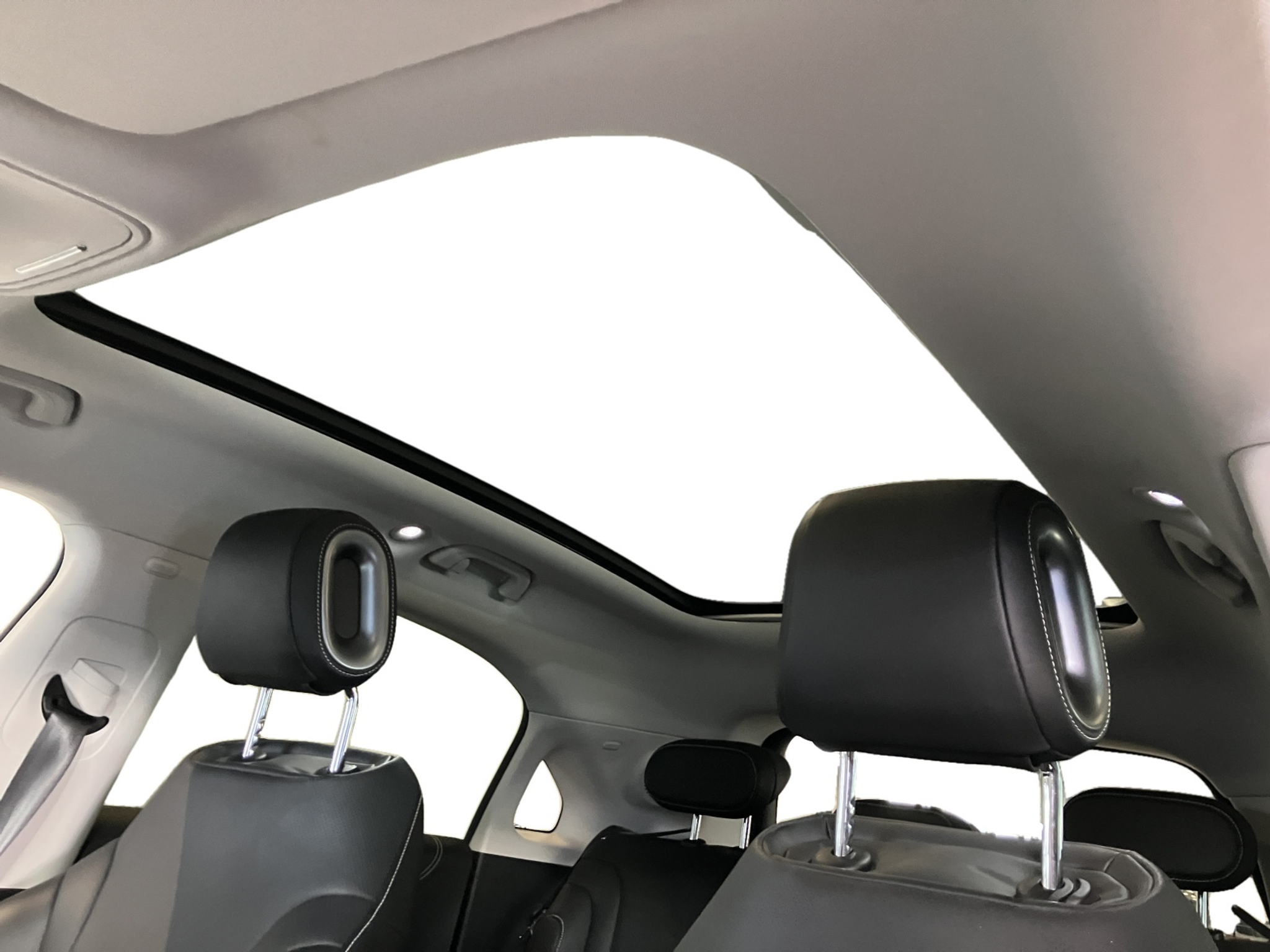 listing desktop thumbnail image 10