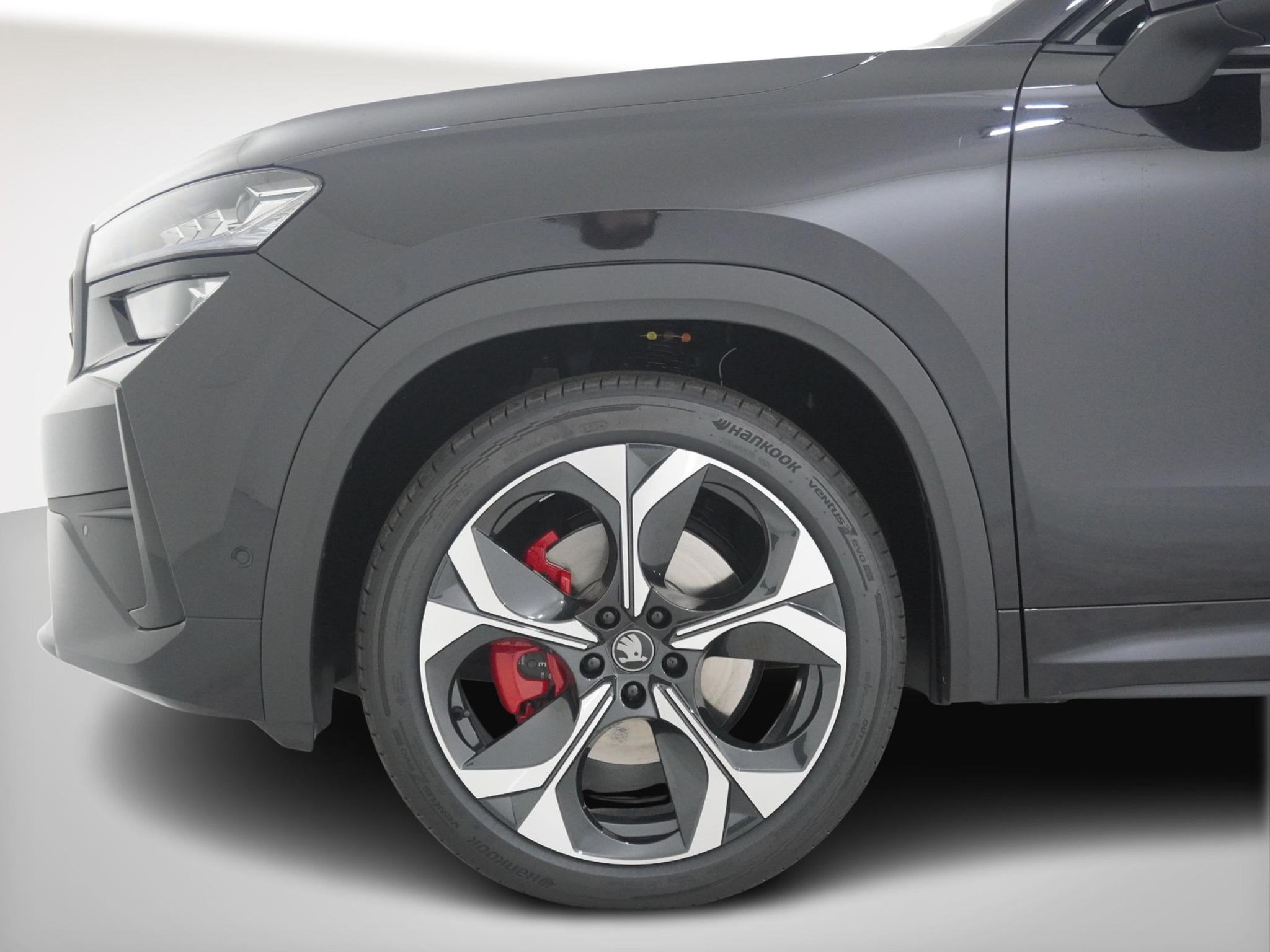 listing desktop thumbnail image 10