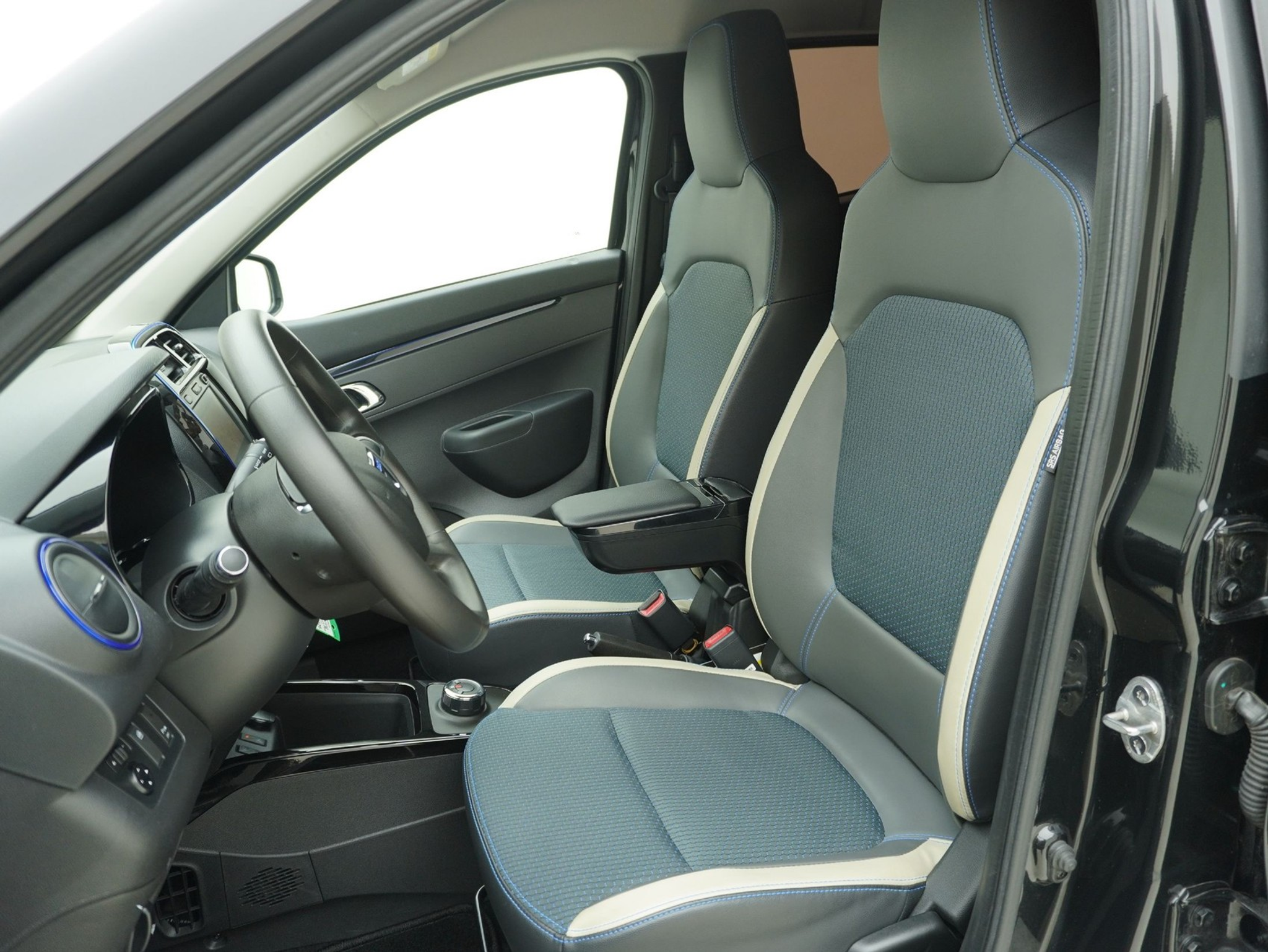 listing desktop thumbnail image 7