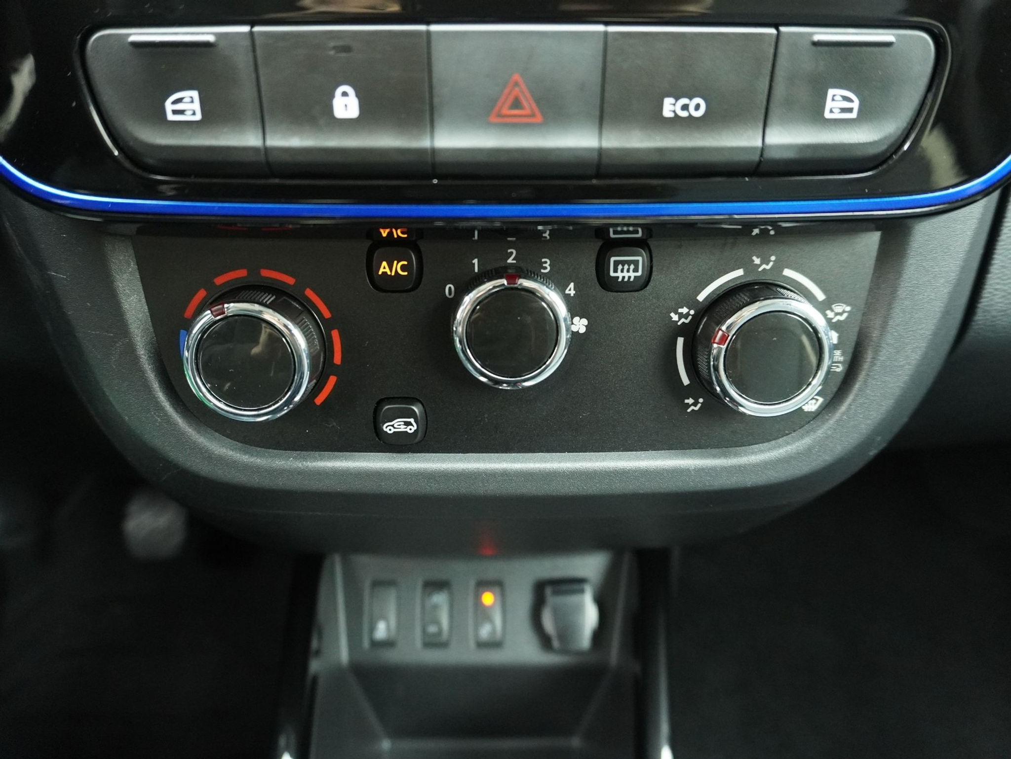 listing desktop thumbnail image 13