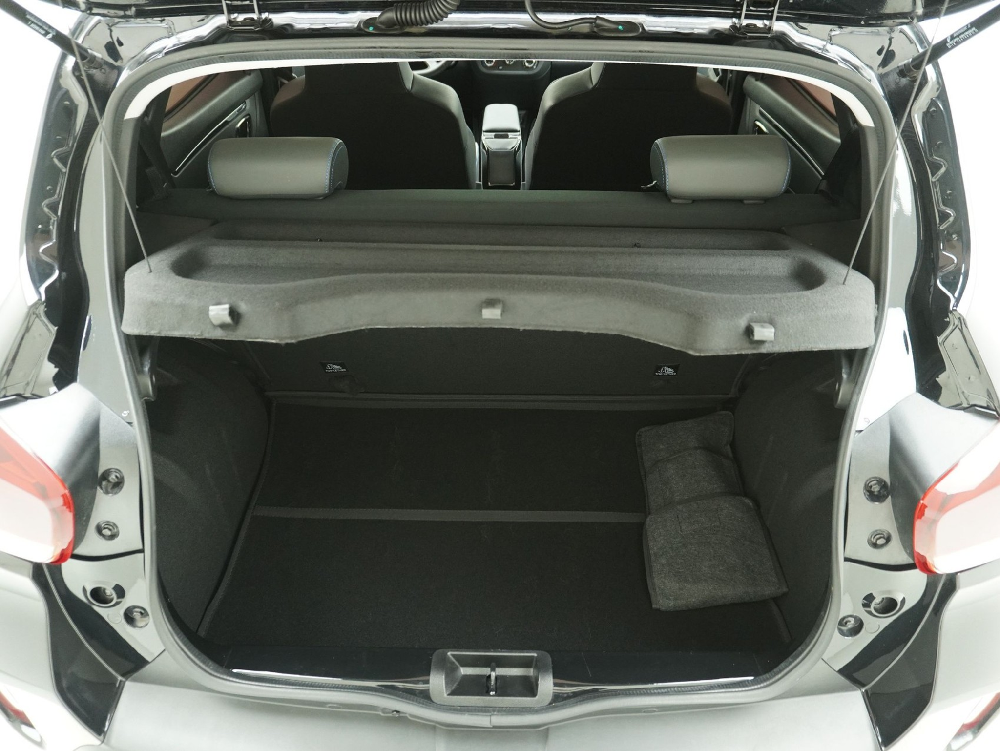 listing desktop thumbnail image 11