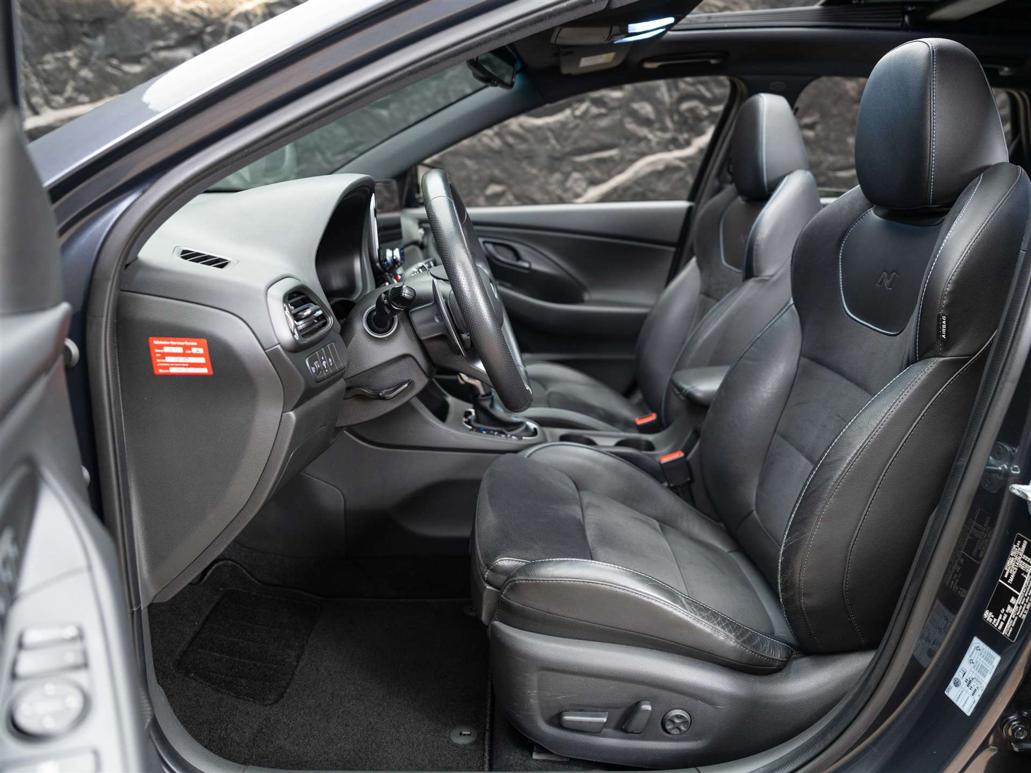 listing desktop thumbnail image 8