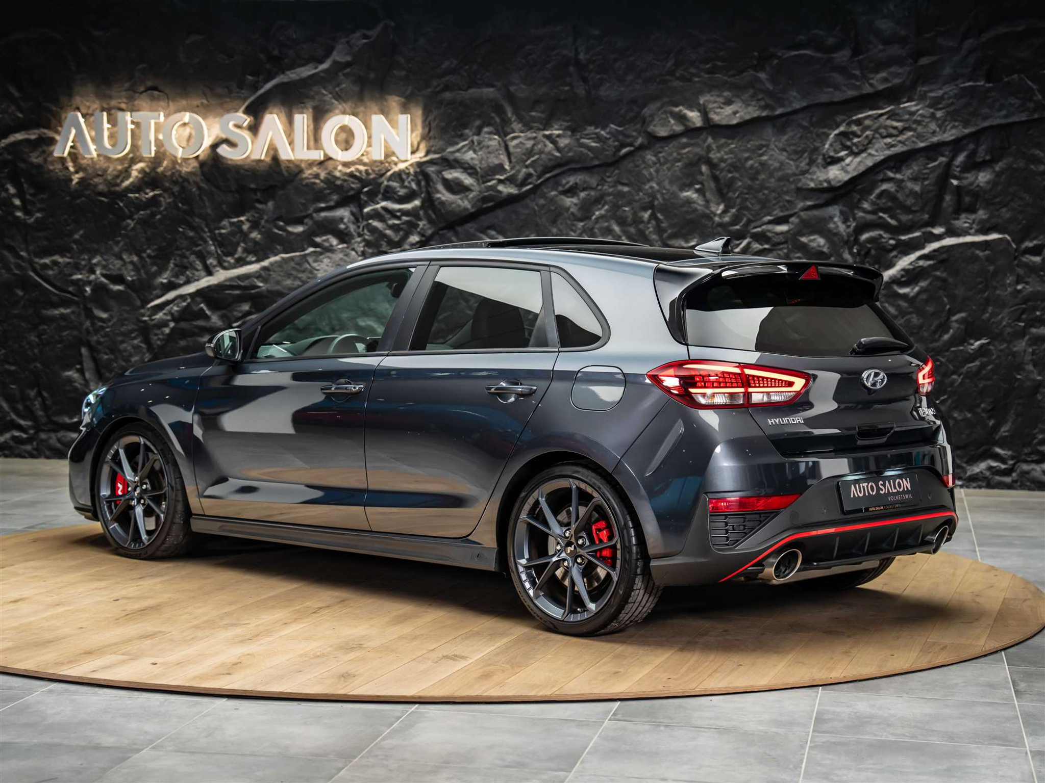 listing desktop thumbnail image 2