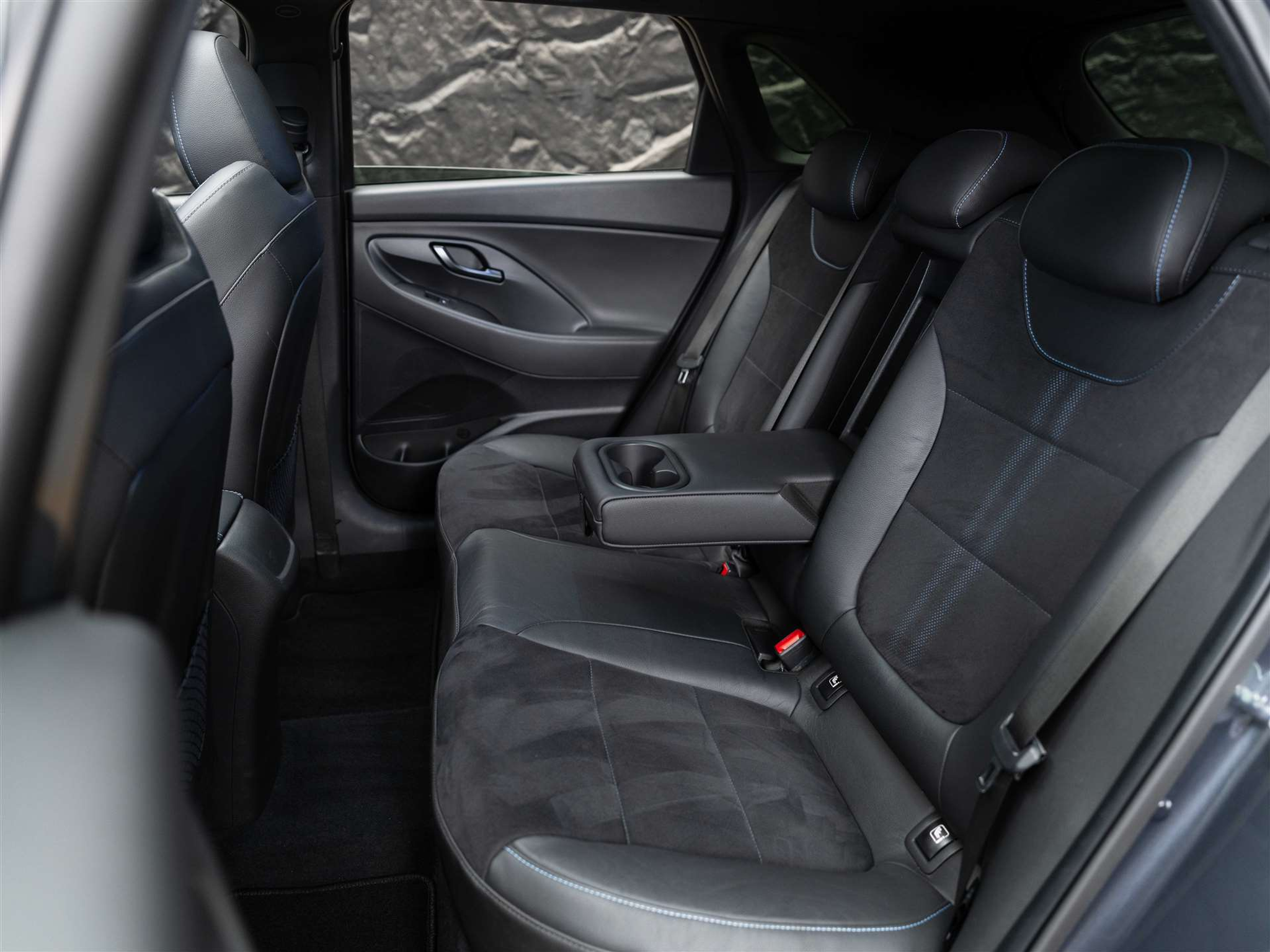 listing desktop thumbnail image 14