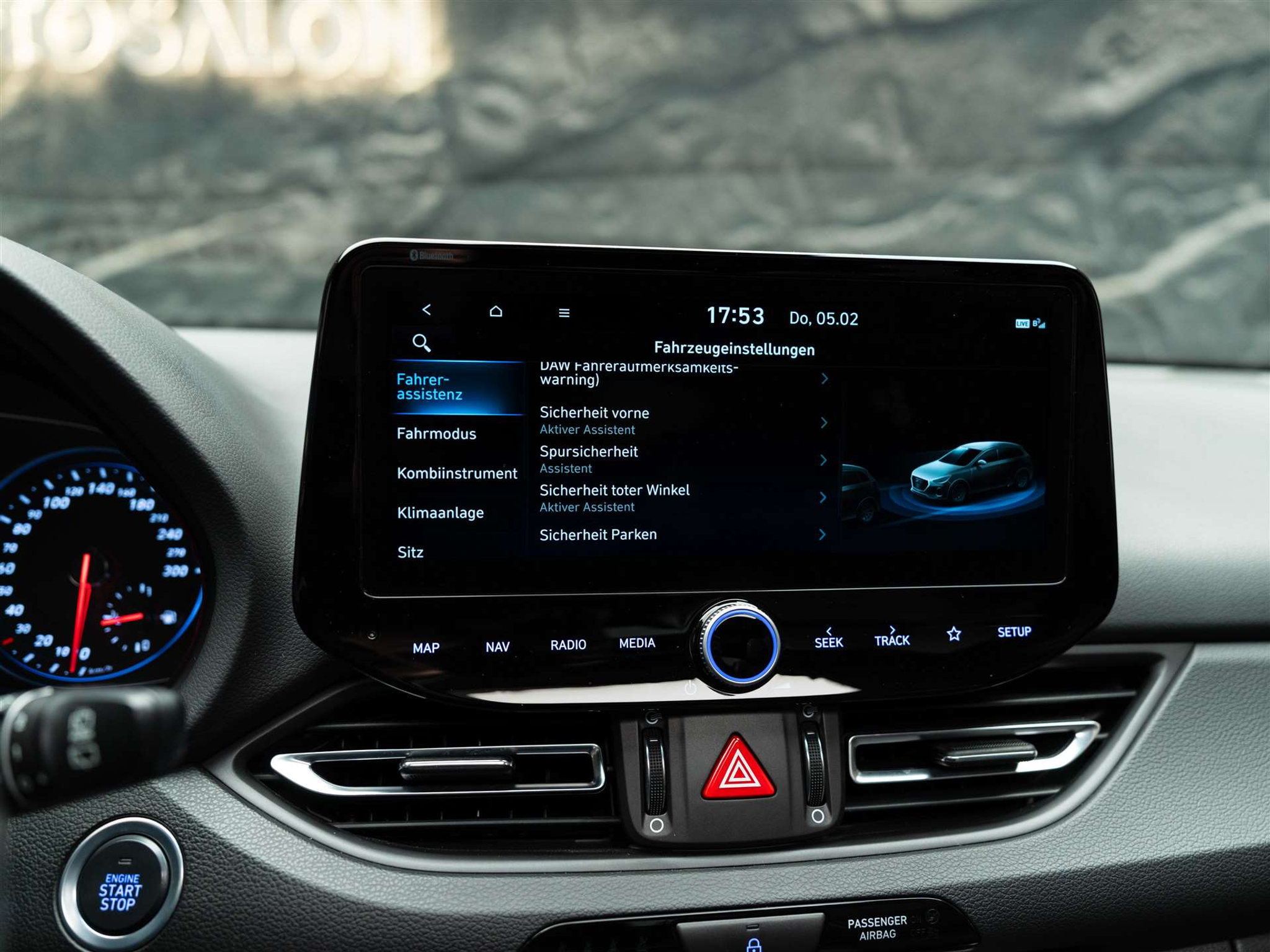 listing desktop thumbnail image 42