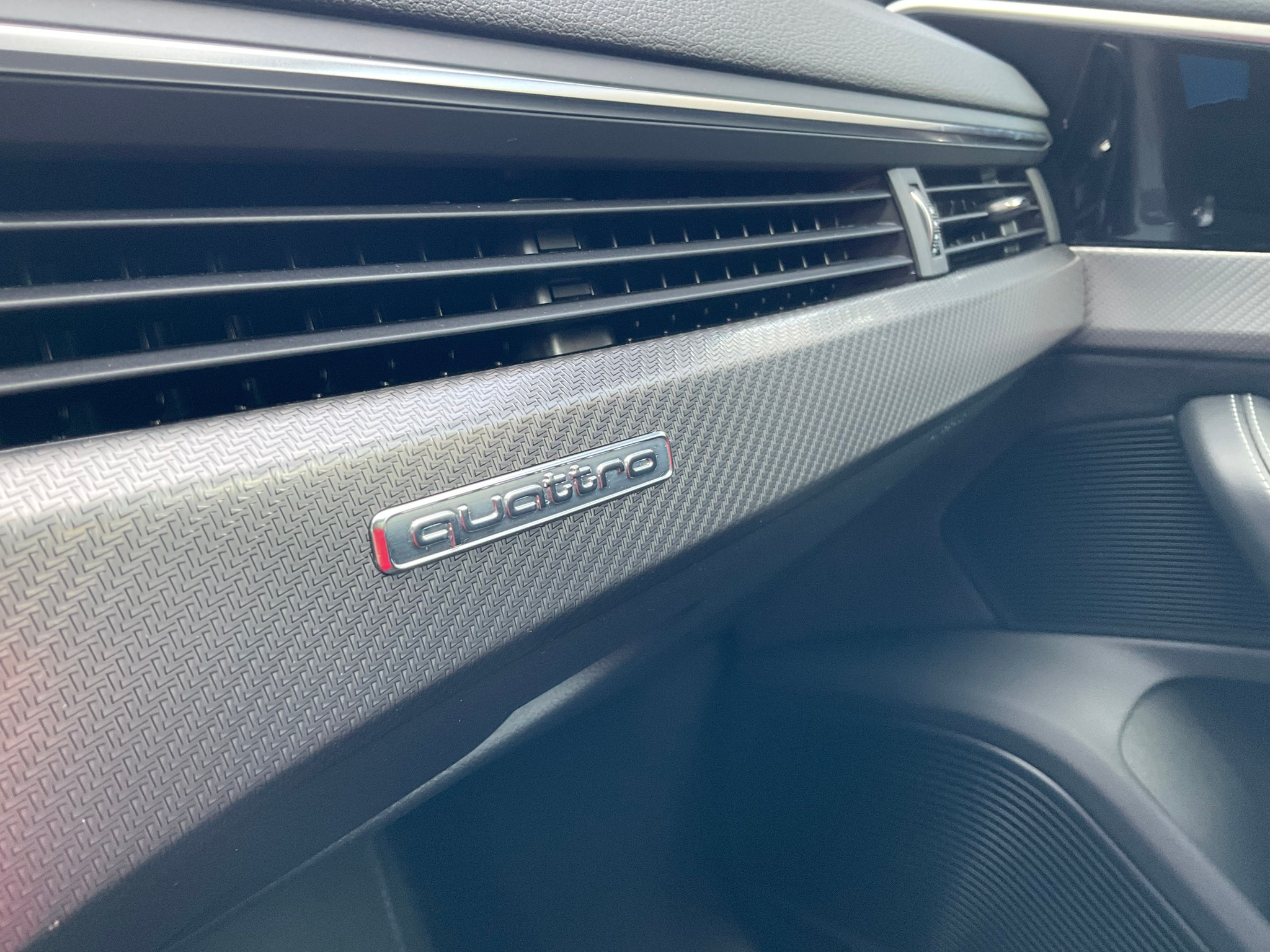 listing desktop thumbnail image 30