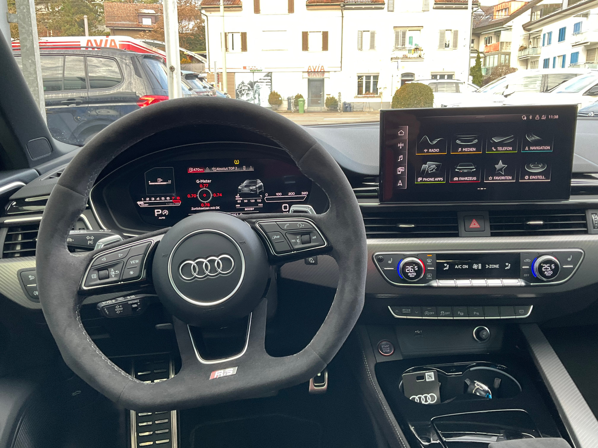 listing desktop thumbnail image 11