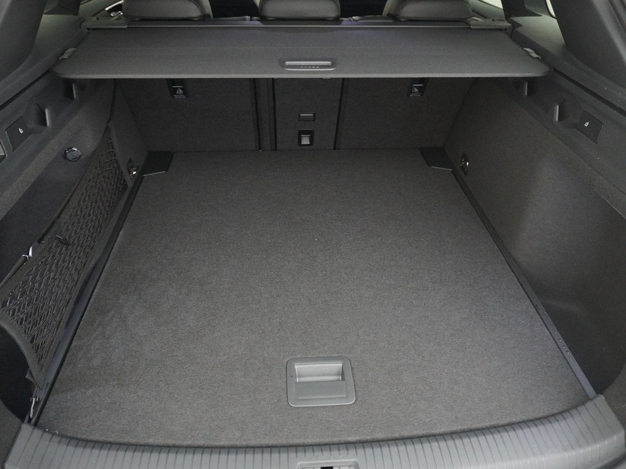 listing desktop thumbnail image 16