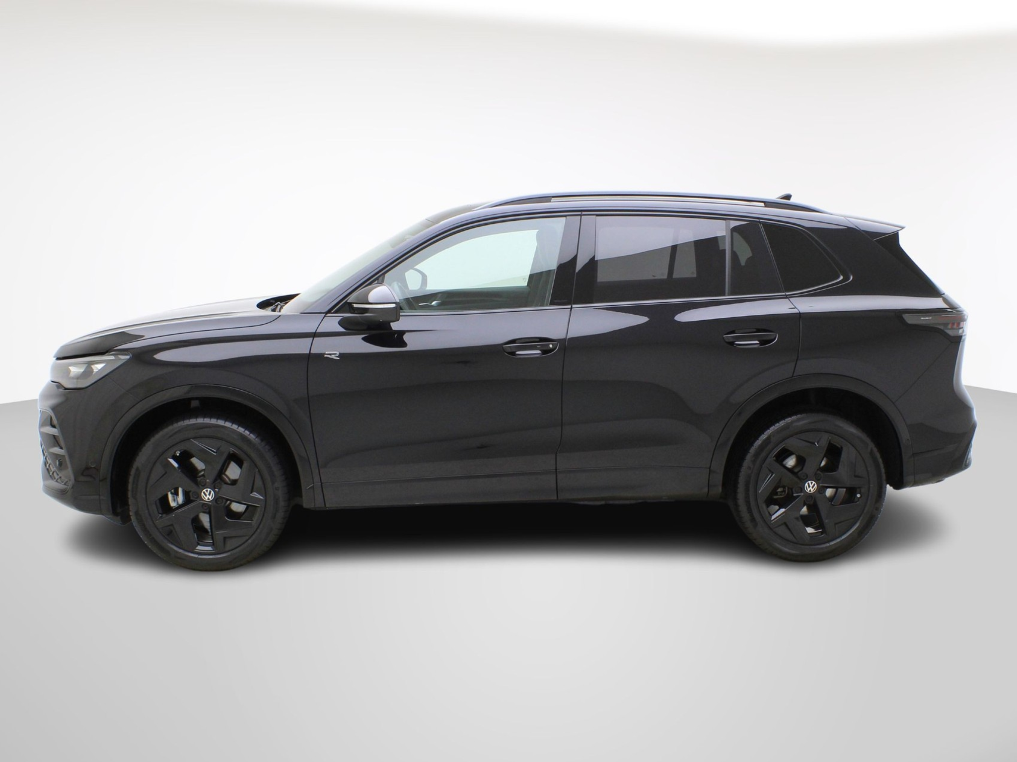 listing desktop thumbnail image 2