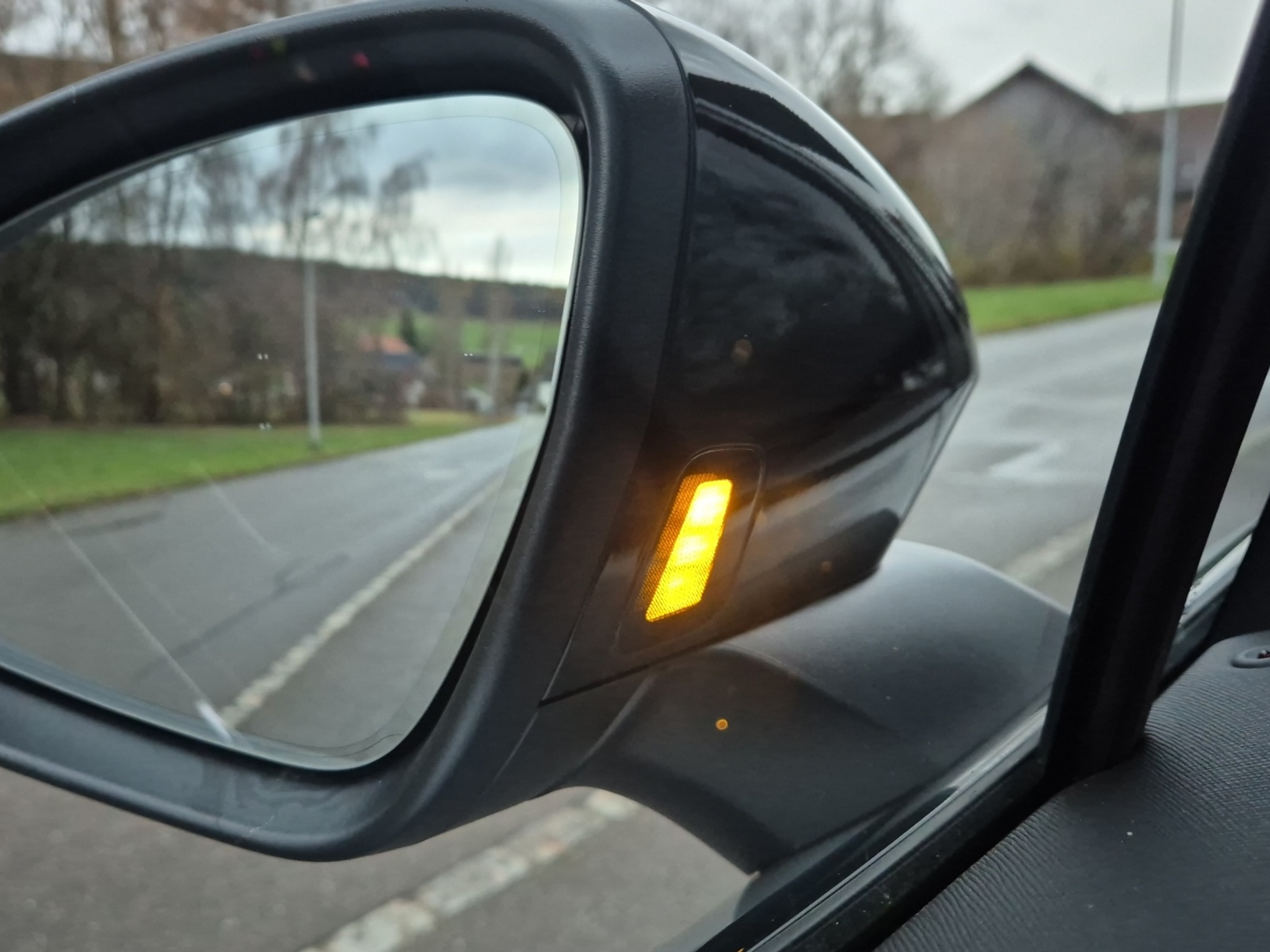 listing desktop thumbnail image 24