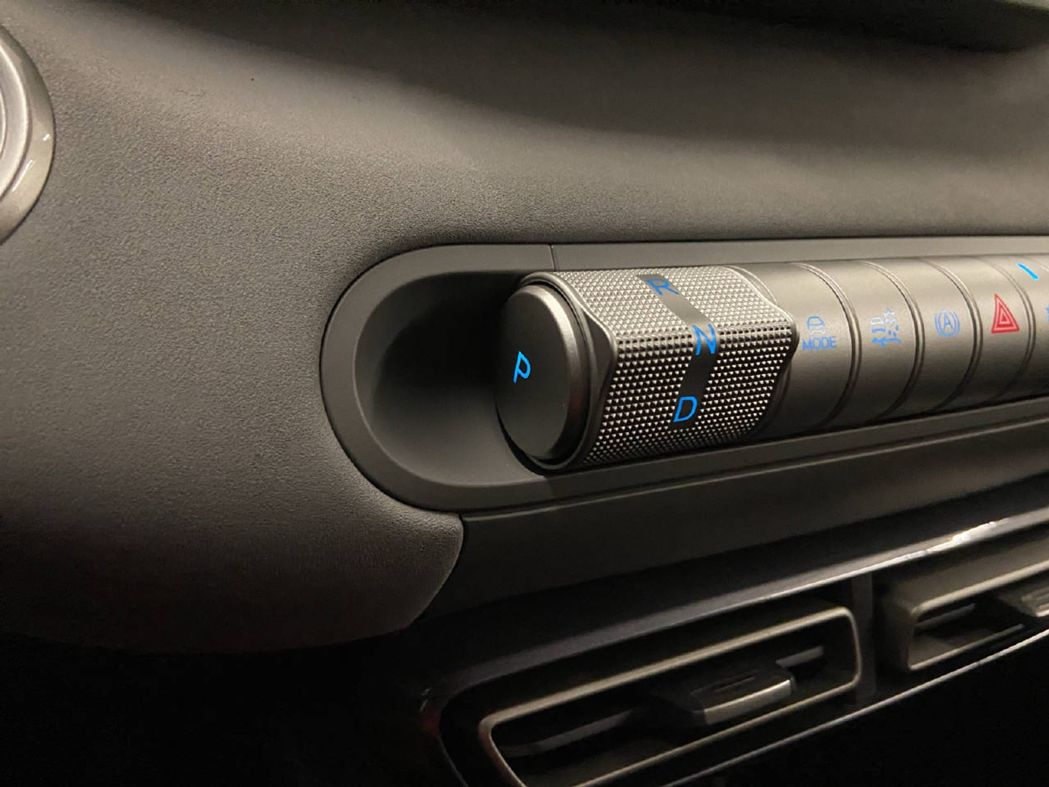 listing desktop thumbnail image 8