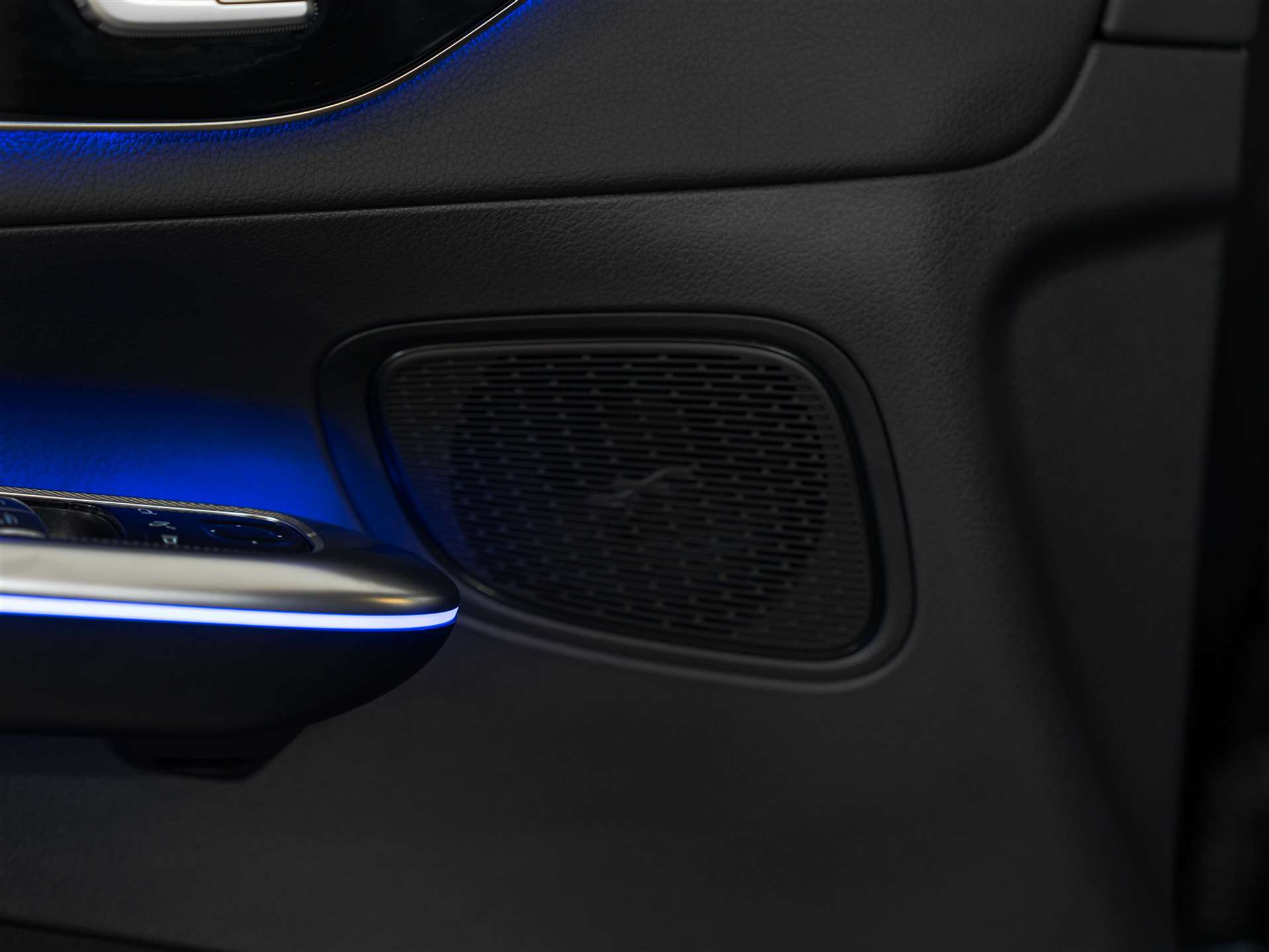 listing desktop thumbnail image 48