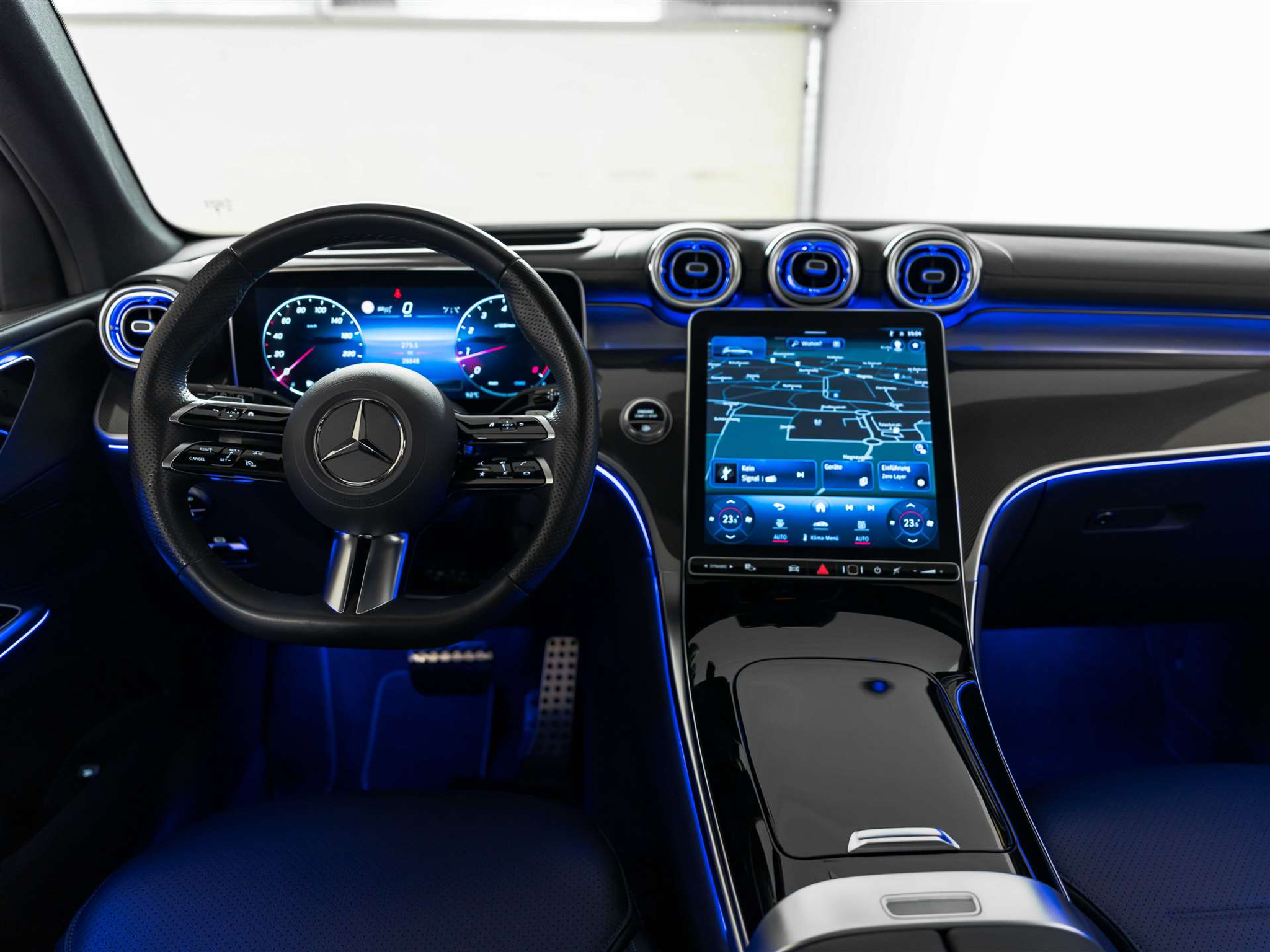 listing desktop thumbnail image 16