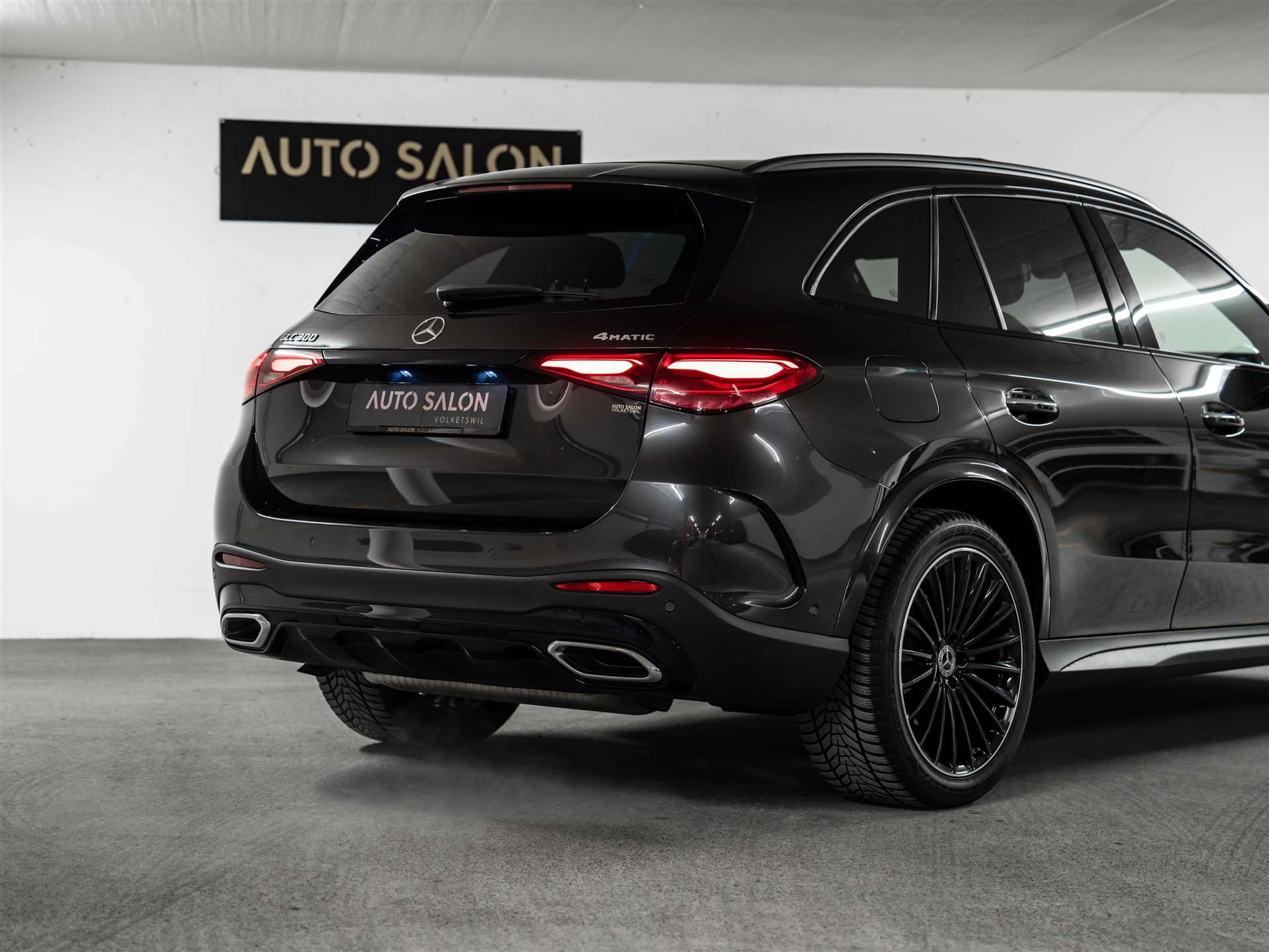 listing desktop thumbnail image 45