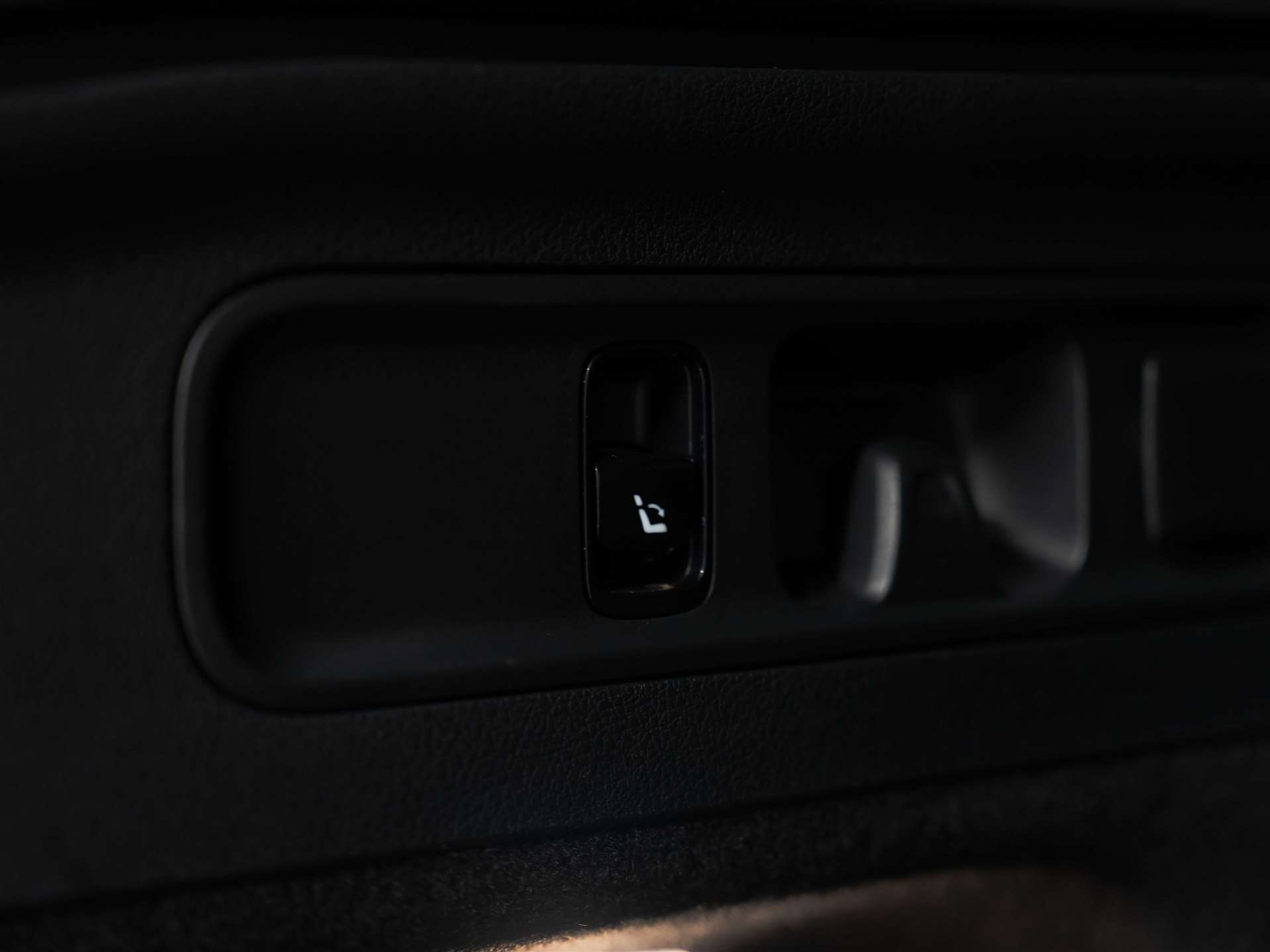 listing desktop thumbnail image 39