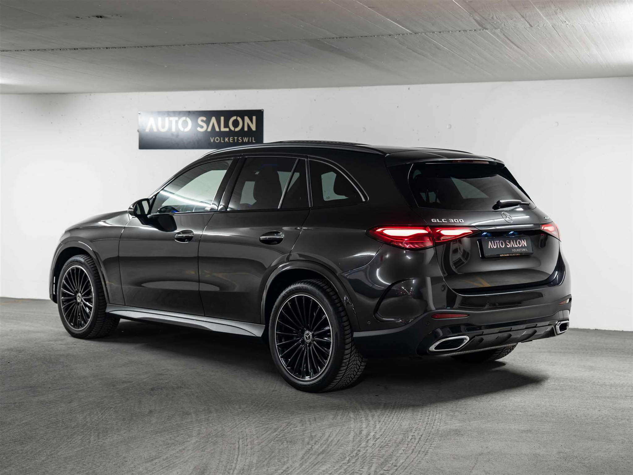 listing desktop thumbnail image 2