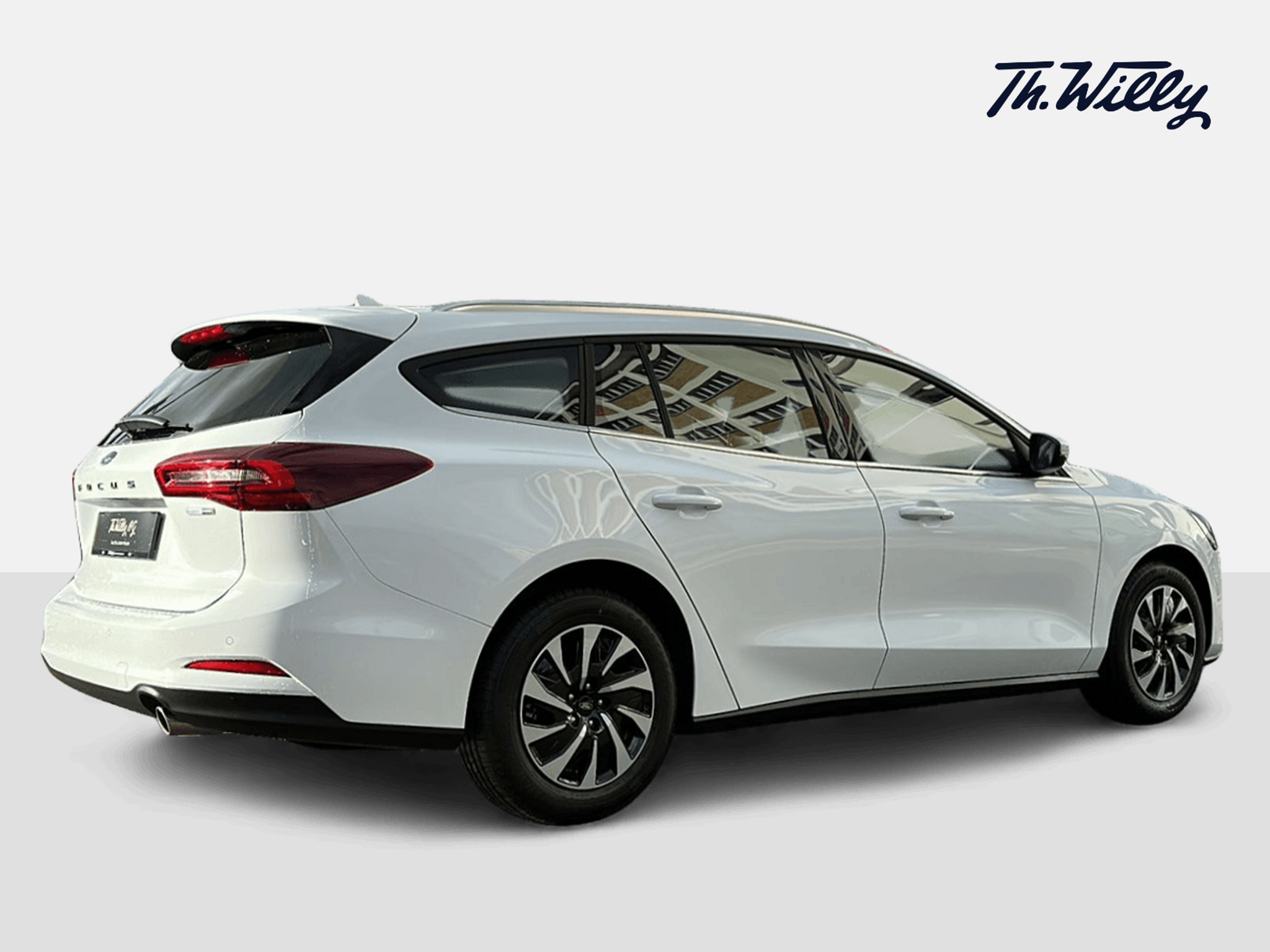 listing desktop thumbnail image 4