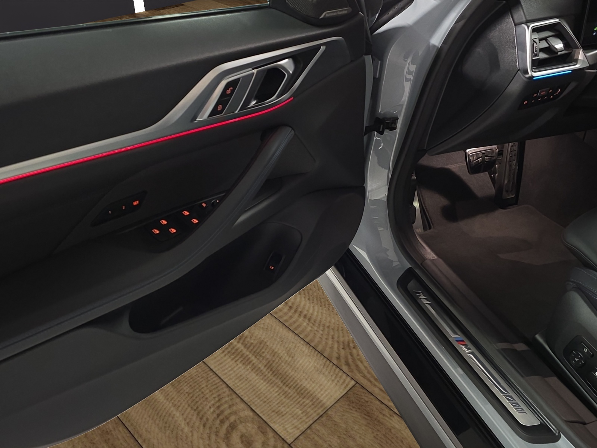 listing desktop thumbnail image 24