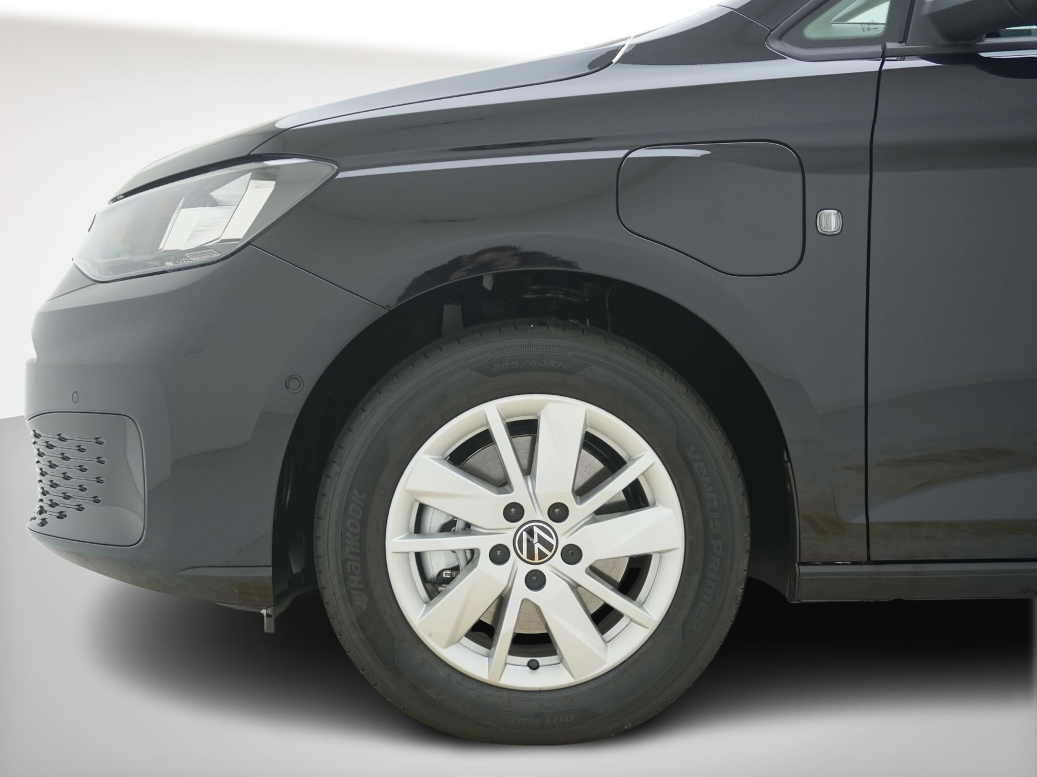 listing desktop thumbnail image 8