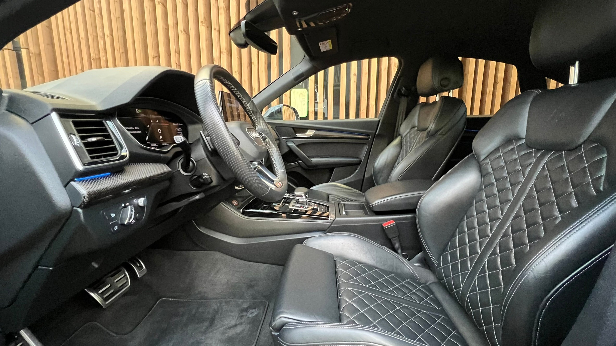 listing desktop thumbnail image 21