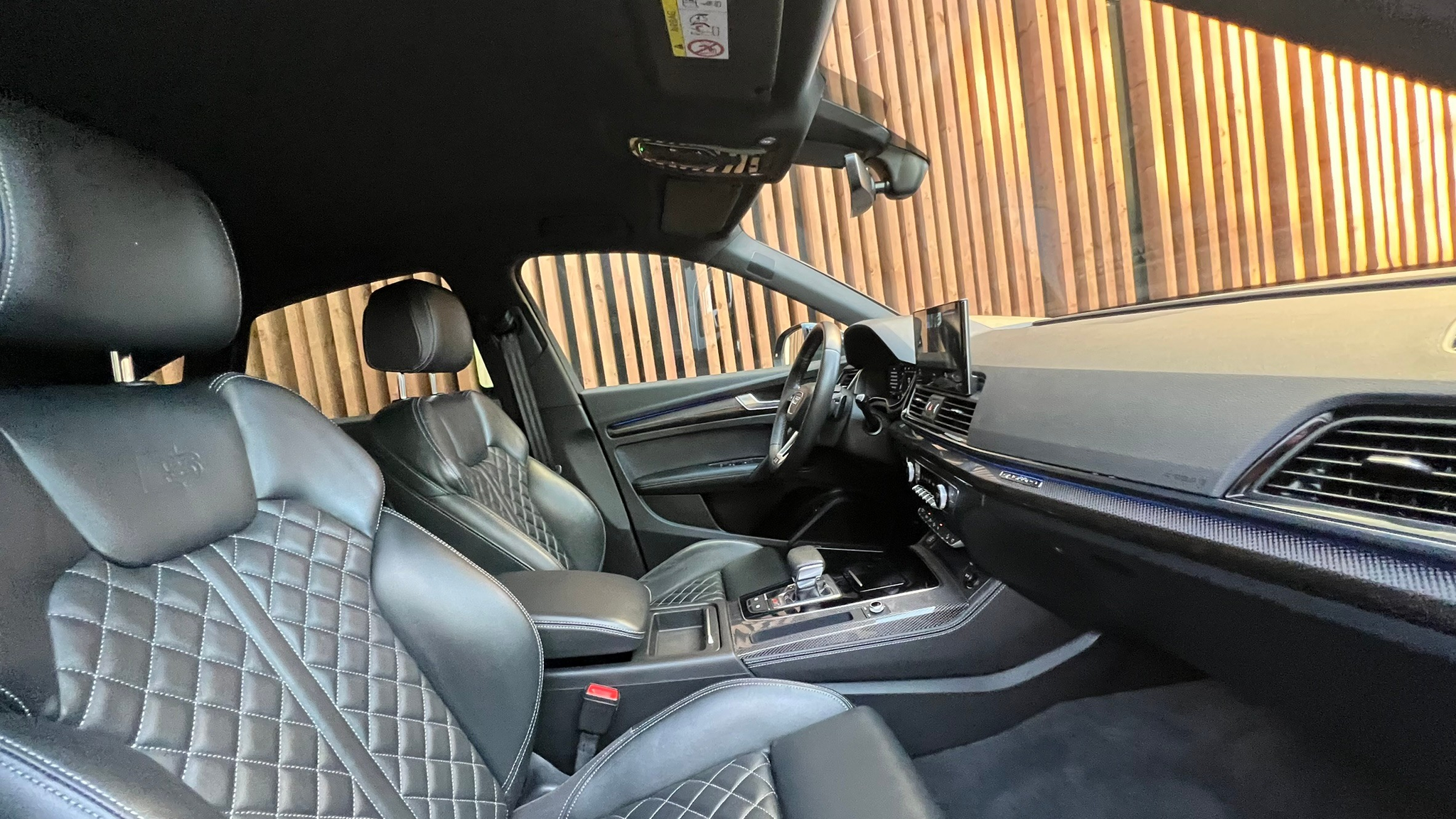 listing desktop thumbnail image 18