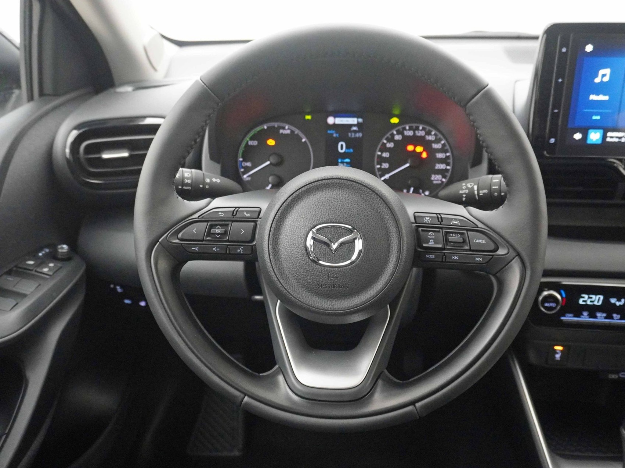 listing desktop thumbnail image 9