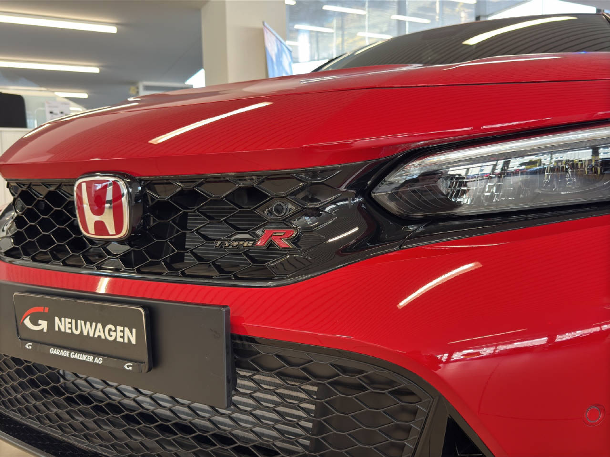 listing desktop thumbnail image 14